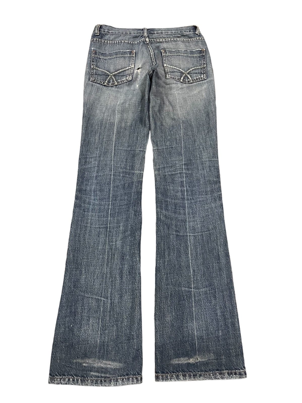 Paul & Joe Vintage Paul & Joe Womenswear Relaxed Flare Distressed Jeans Size 28" / US 6 / IT 42 - 7 Thumbnail