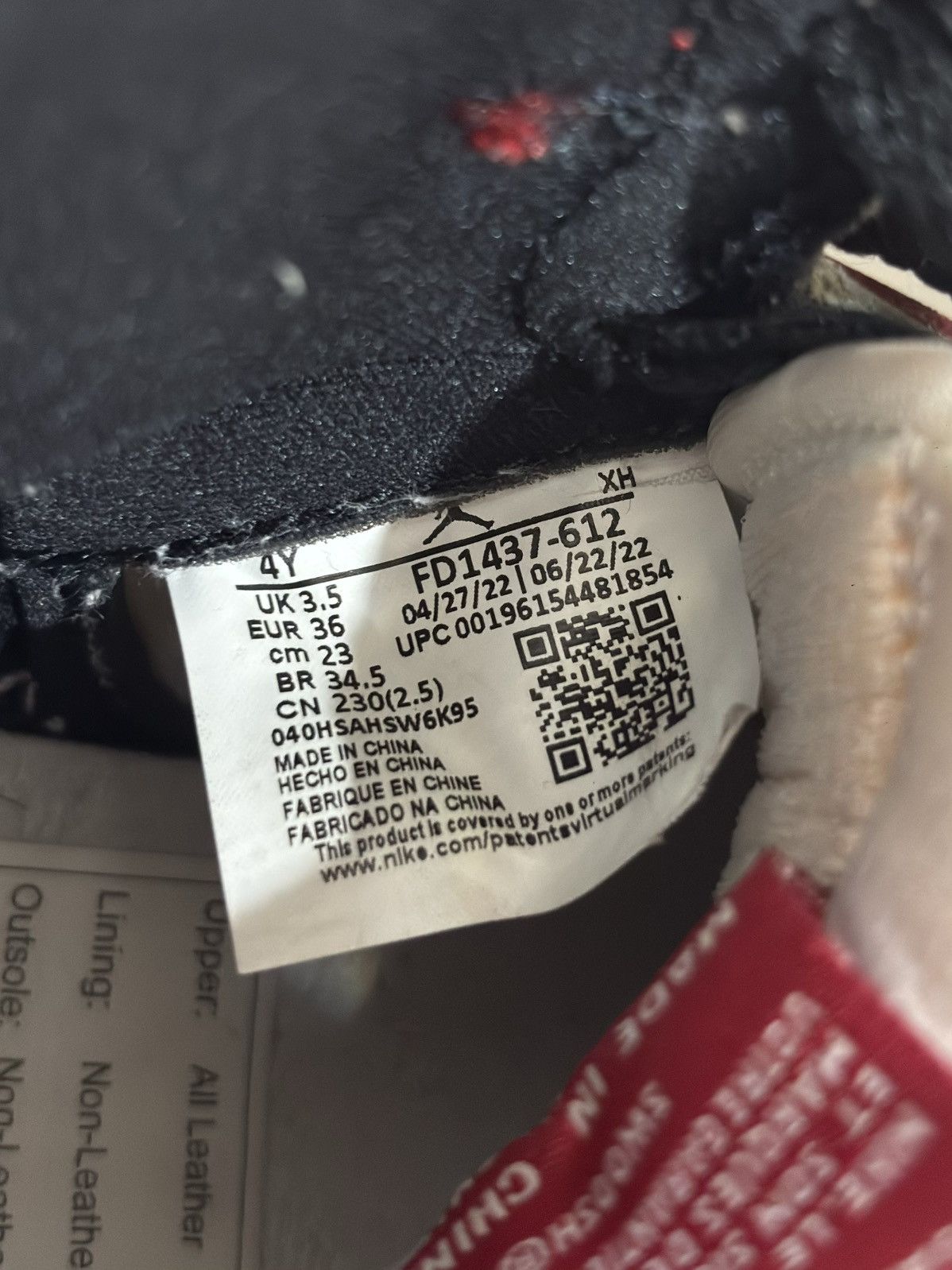 Jordan Brand Jordan 1 Retro High OG Chicago Lost and Found (GS) Size US 6 / IT 36 - 9 Thumbnail