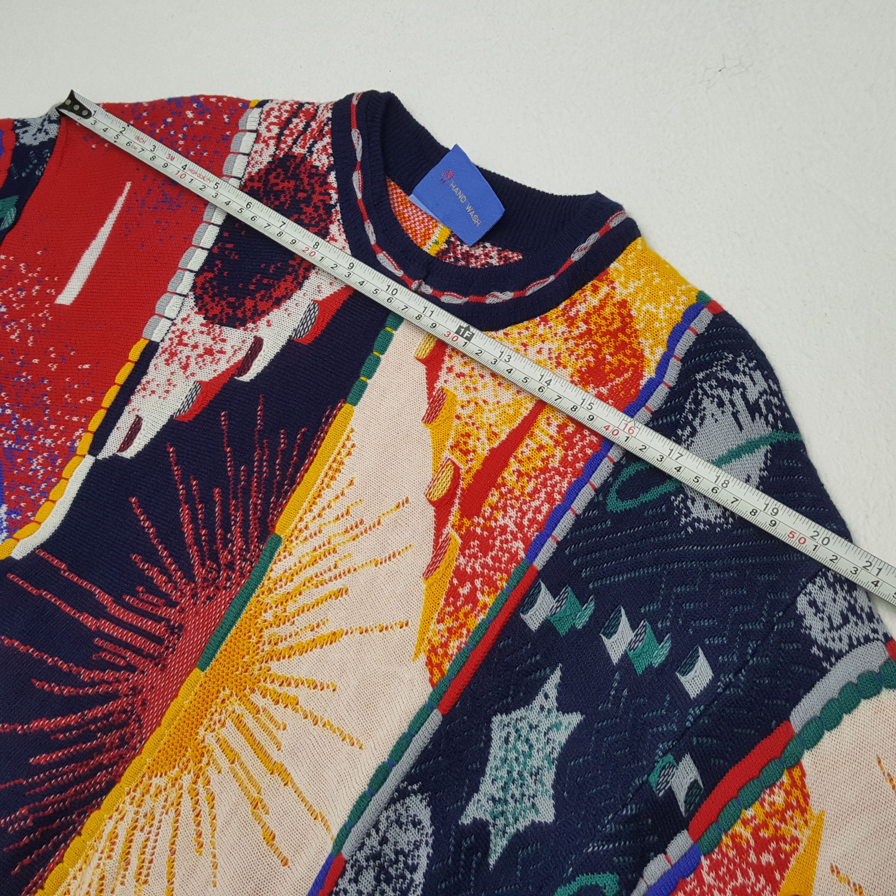Vintage COCOMO IN ASSIST Coogi Fashion Style Sweatshirt Size US S / EU 44-46 / 1 - 4 Thumbnail