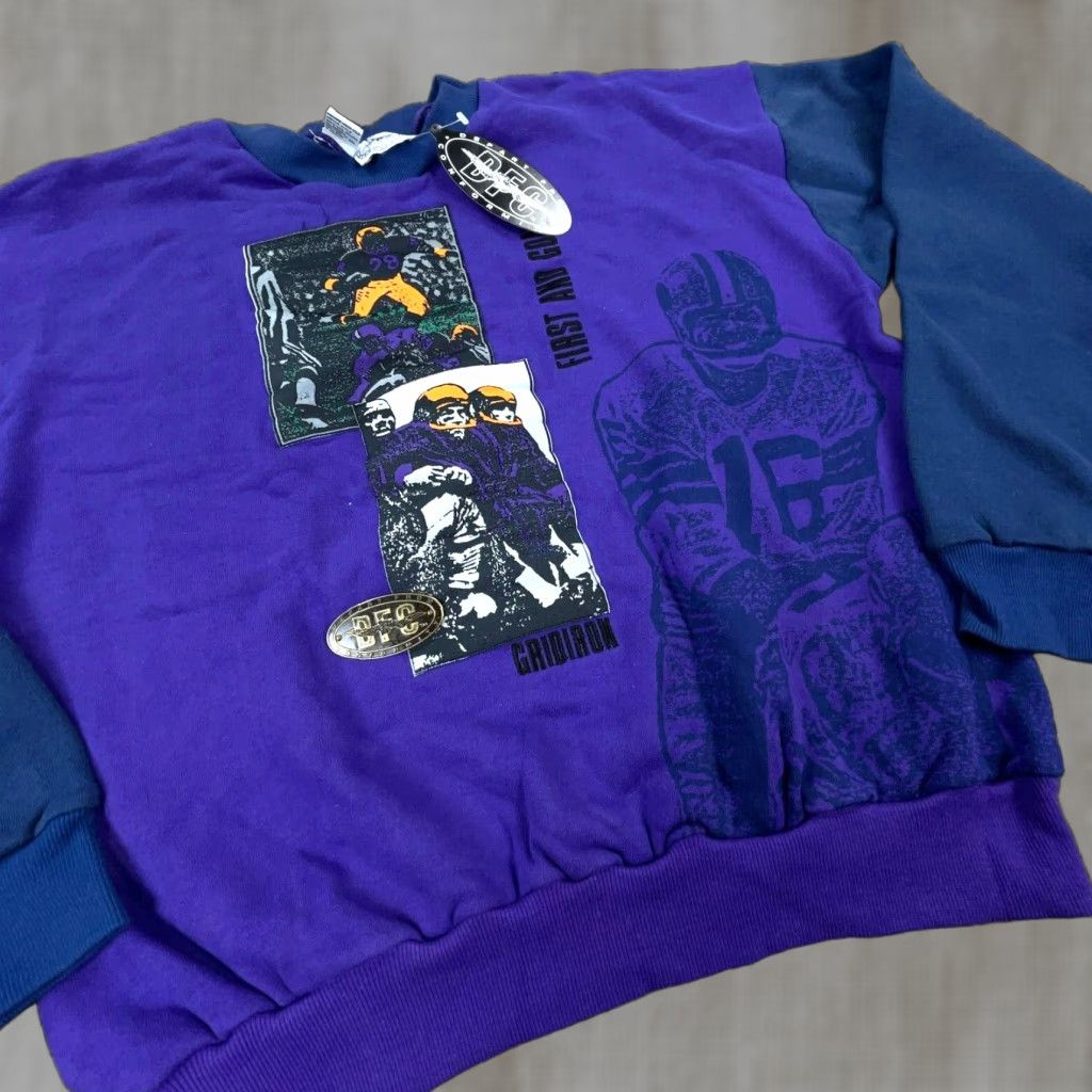 Vintage VINTAGE Football Sweatshirt Men L Purple Crew Neck Logo 90s Y2K Deadstock Football Sweatshirt Men Purple Crew Neck Logo 90s Y2K Deadstock Size US L / EU 52-54 / 3 - 1 Thumbnail