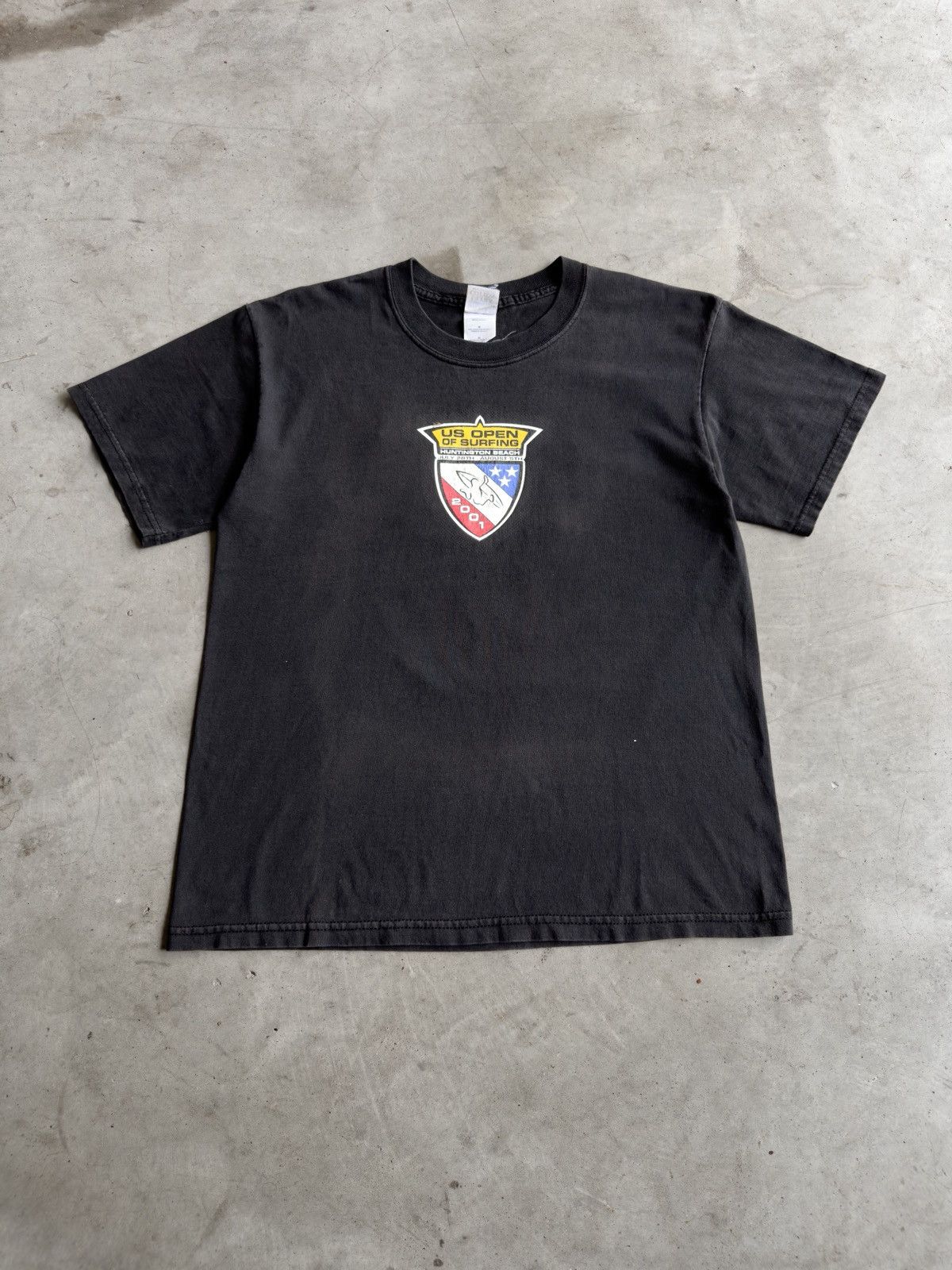 Gildan Vintage 2001 Faded Black Graphic Tee - M Size US M / EU 48-50 / 2 - 1 Thumbnail