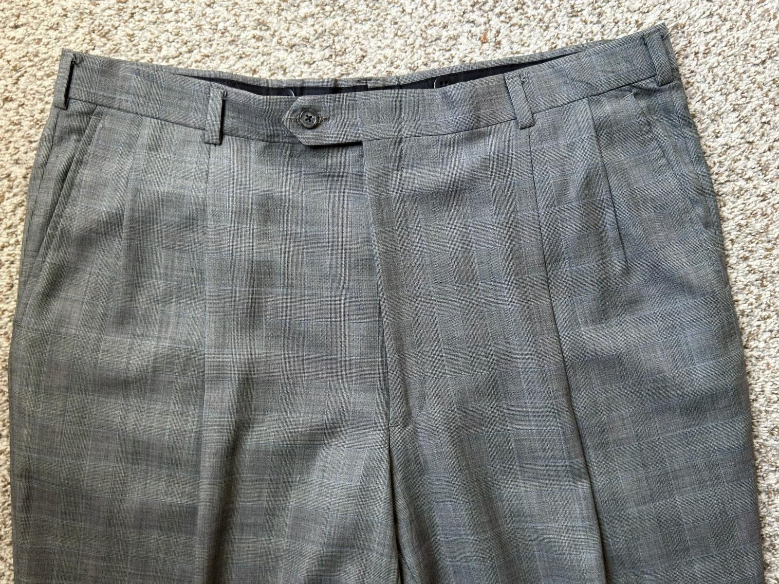 Hart Schaffner Marx Hart Schaffner & Marx Italian Pure Wool, Size 44L Size 44L - 3 Thumbnail