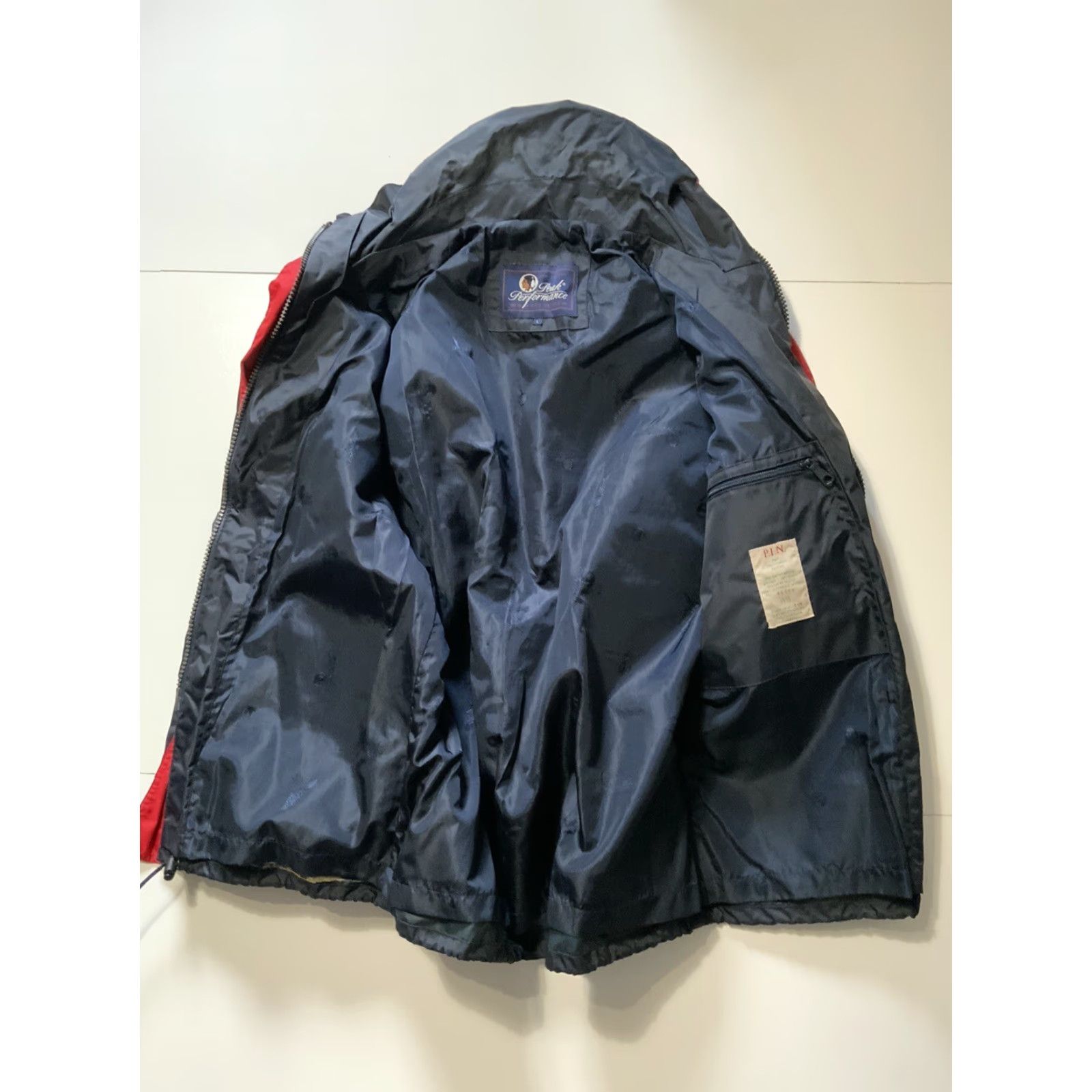 Peak Performance VTG 1995 Peak Performance Marine Supply Waterproof Offshore Tech Parka Jacket L LG Navy? (color not provided) Size US L / EU 52-54 / 3 - 3 Thumbnail