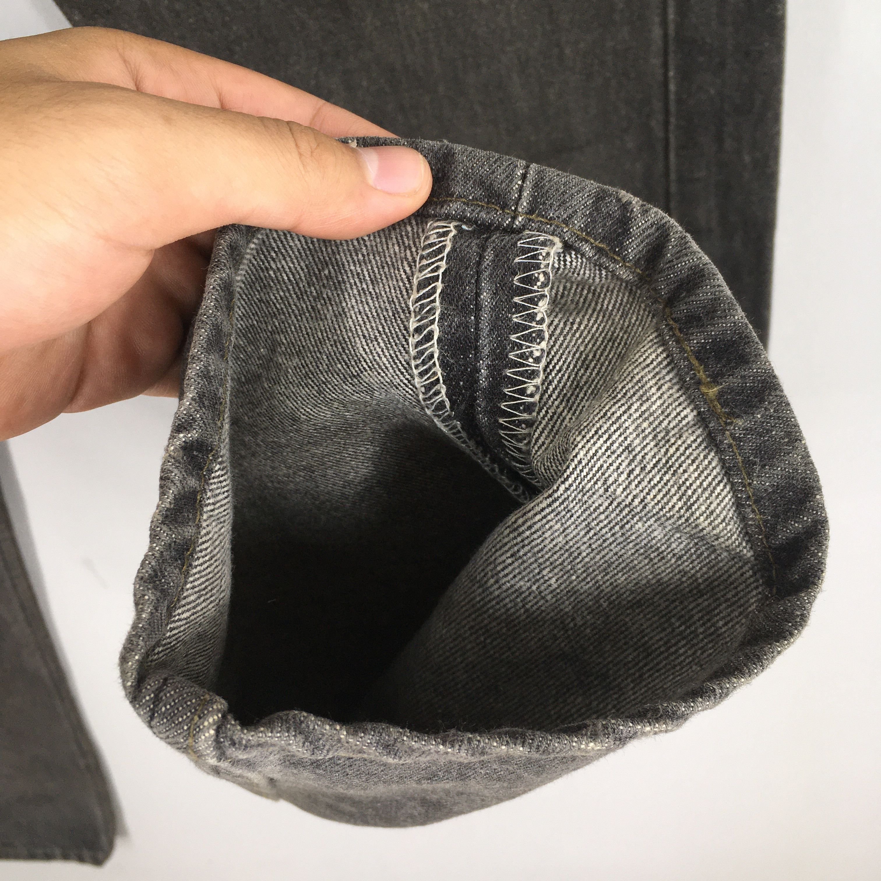 Levi's Size 29x32.5 Vintage 90s Levi's 501 Black Jeans S980 Size US 29 - 5 Thumbnail