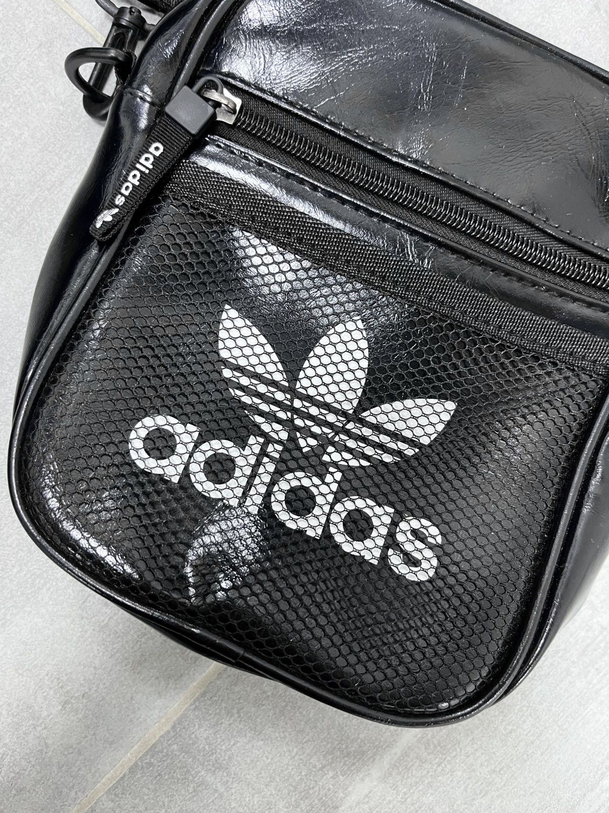 Adidas Vintage Adidas Shoulder Eco Leather Bag Style Retro Firebird Size ONE SIZE - 5 Thumbnail
