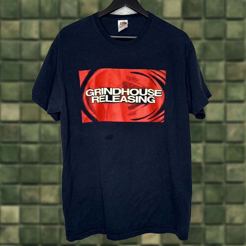 Fruit Of The Loom VINTAGE Y2K Grindhouse Releasing T Shirt XL Black Horror Film Tee Mens Size US XL / EU 56 / 4 - 1 Thumbnail