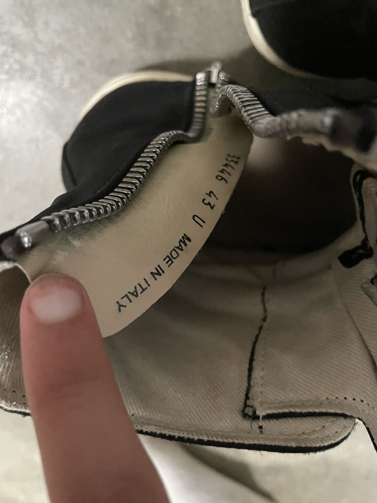 Rick Owens 1/1 nettspend autographed rick owen ramones in the world Size US 10 / EU 43 - 6 Thumbnail