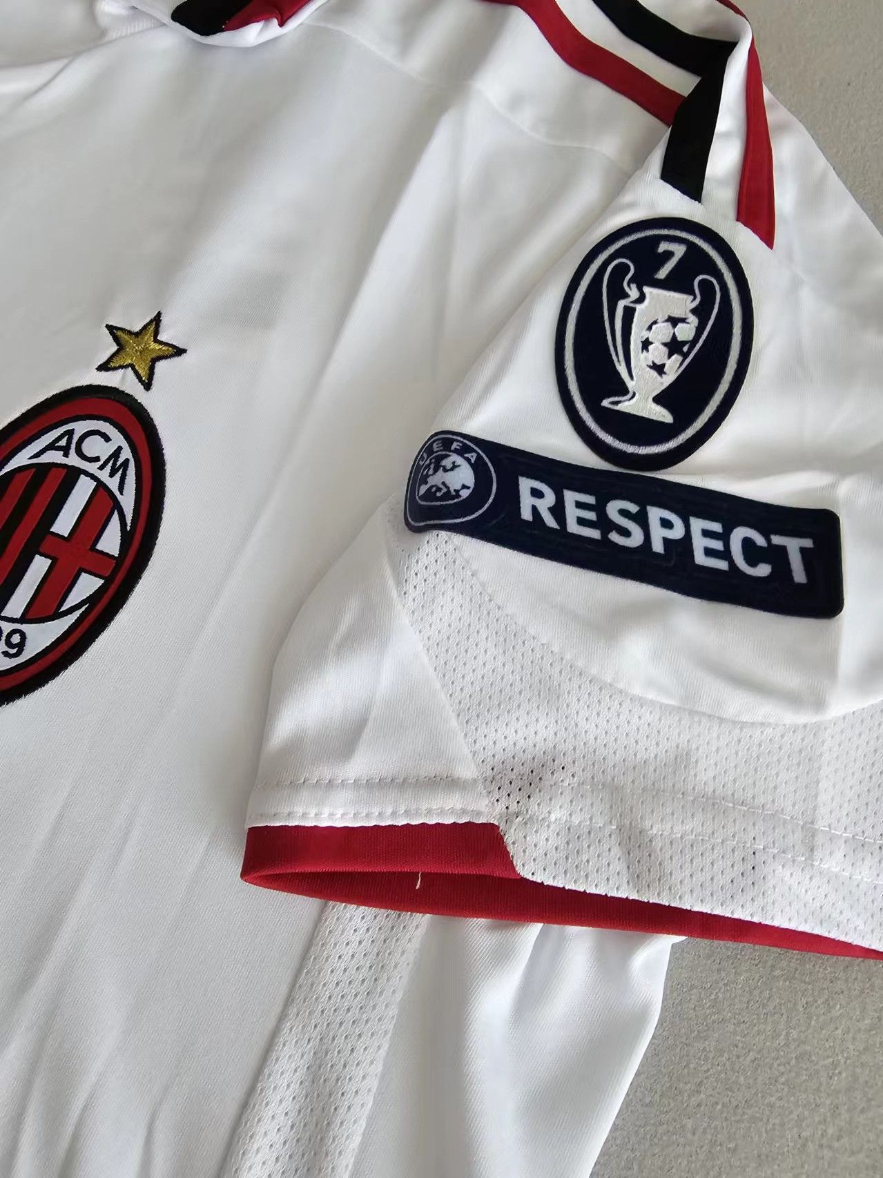 Other 80 Ronaldinho Jersey Away AC Milan 2008 Size US XL / EU 56 / 4 - 3 Thumbnail