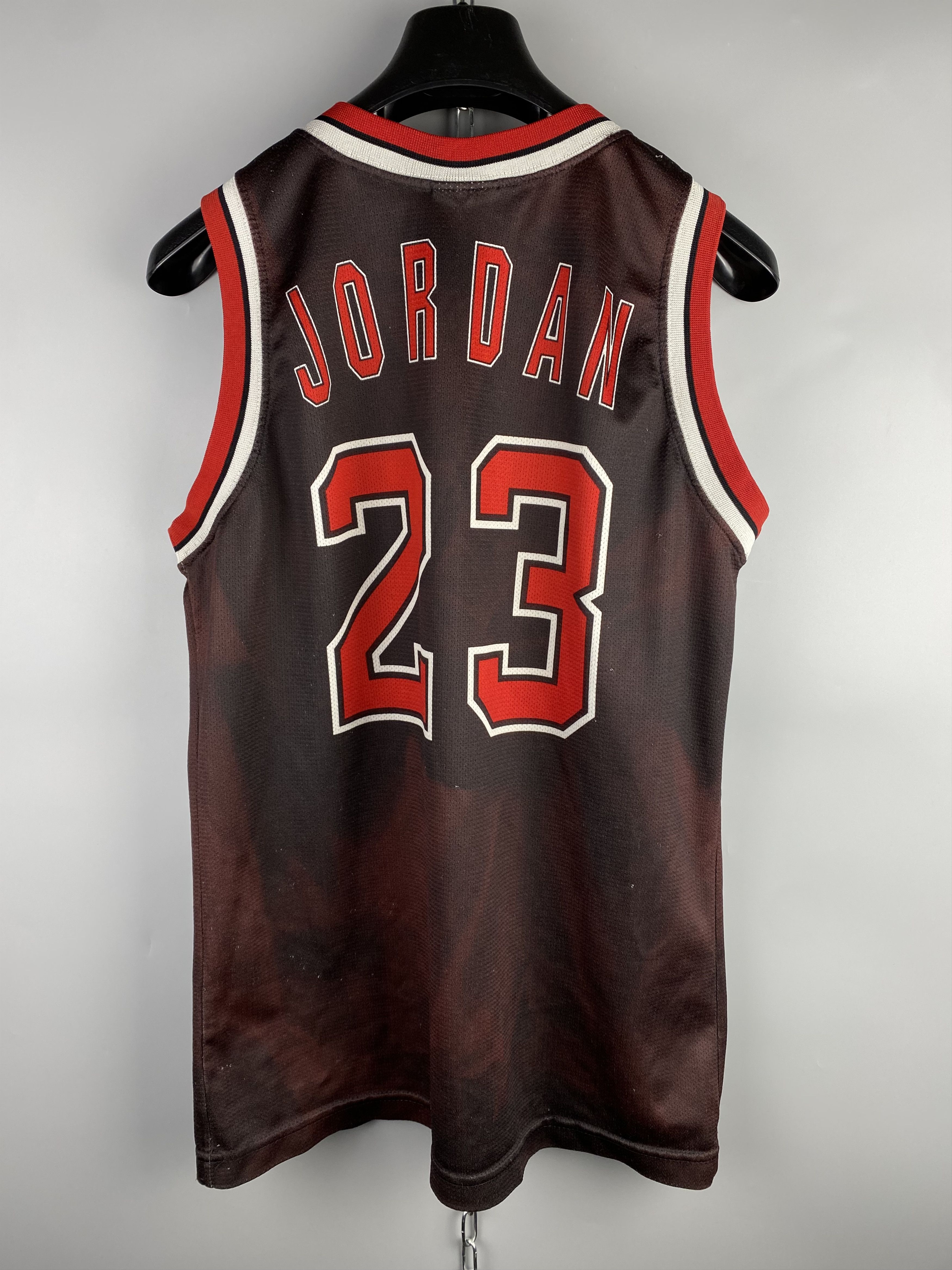 NBA Vintage Champion Bulls Rare 23 Jordan Basketball Shirt Size US S / EU 44-46 / 1 - 7 Thumbnail