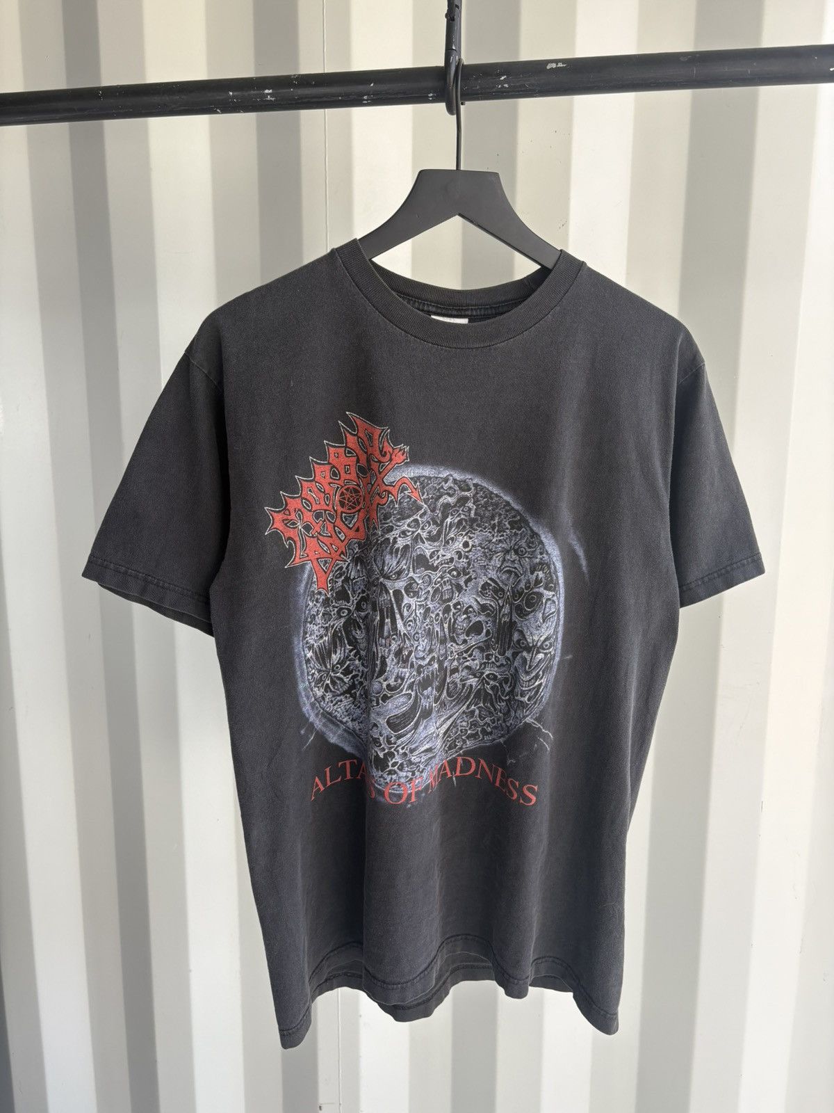 Band Tees Morbid Angel Master of Chaos Thrashed Sun Faded ERD GRUNGE Size US L / EU 52-54 / 3 - 2 Thumbnail