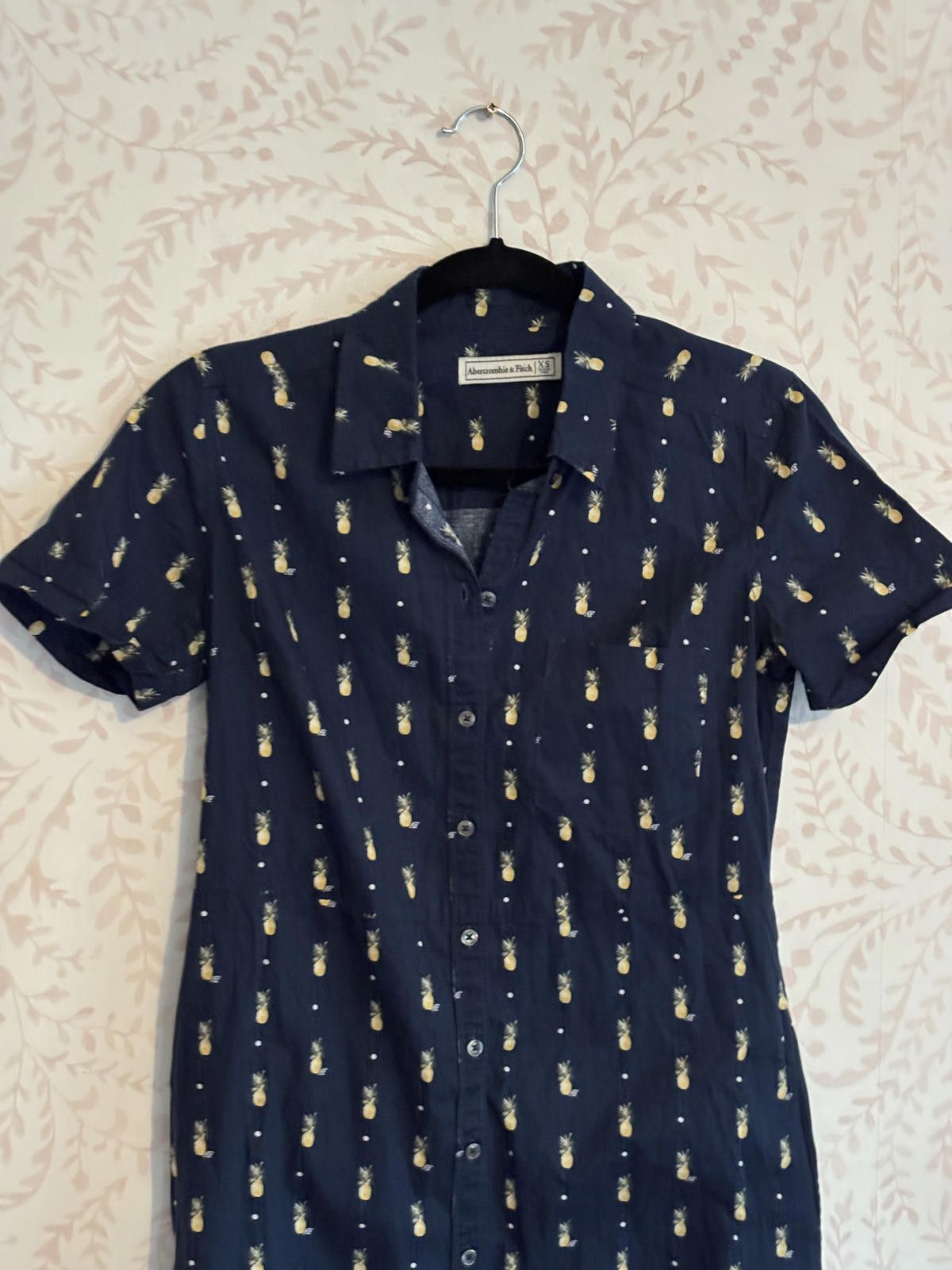Abercrombie & Fitch Abercrombie & Fitch Navy Blue Pineapple Print Shirt Dres Size XS / US 0-2 / IT 36-38 - 2 Thumbnail