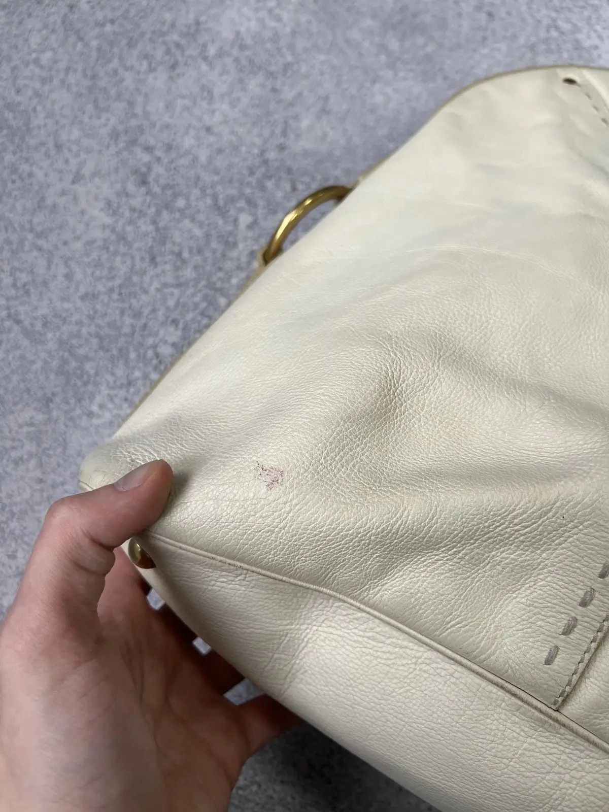 Vintage × Yves Saint Laurent Vintage Yves Saint Laurent Women’s Luxury leather bag Size ONE SIZE - 11 Thumbnail