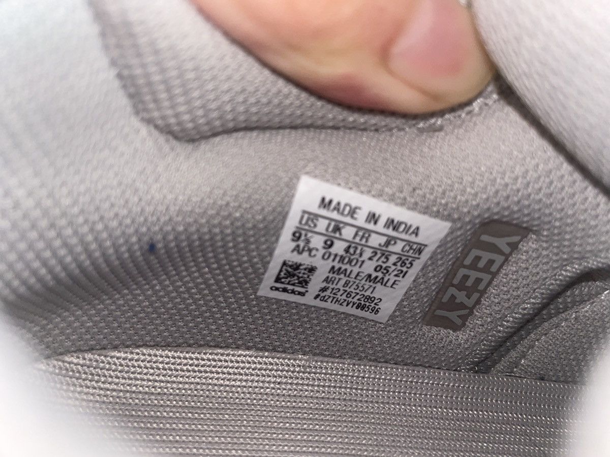 Yeezy Adidas Yeezy Boost 700 Wave Runner Size US 9.5 / EU 42-43 - 8 Thumbnail