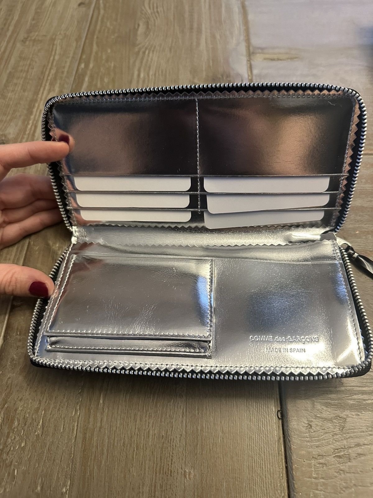 Comme des Garcons Comme Des Garcons Black Patent Wallet - NWT Size ONE SIZE - 3 Thumbnail