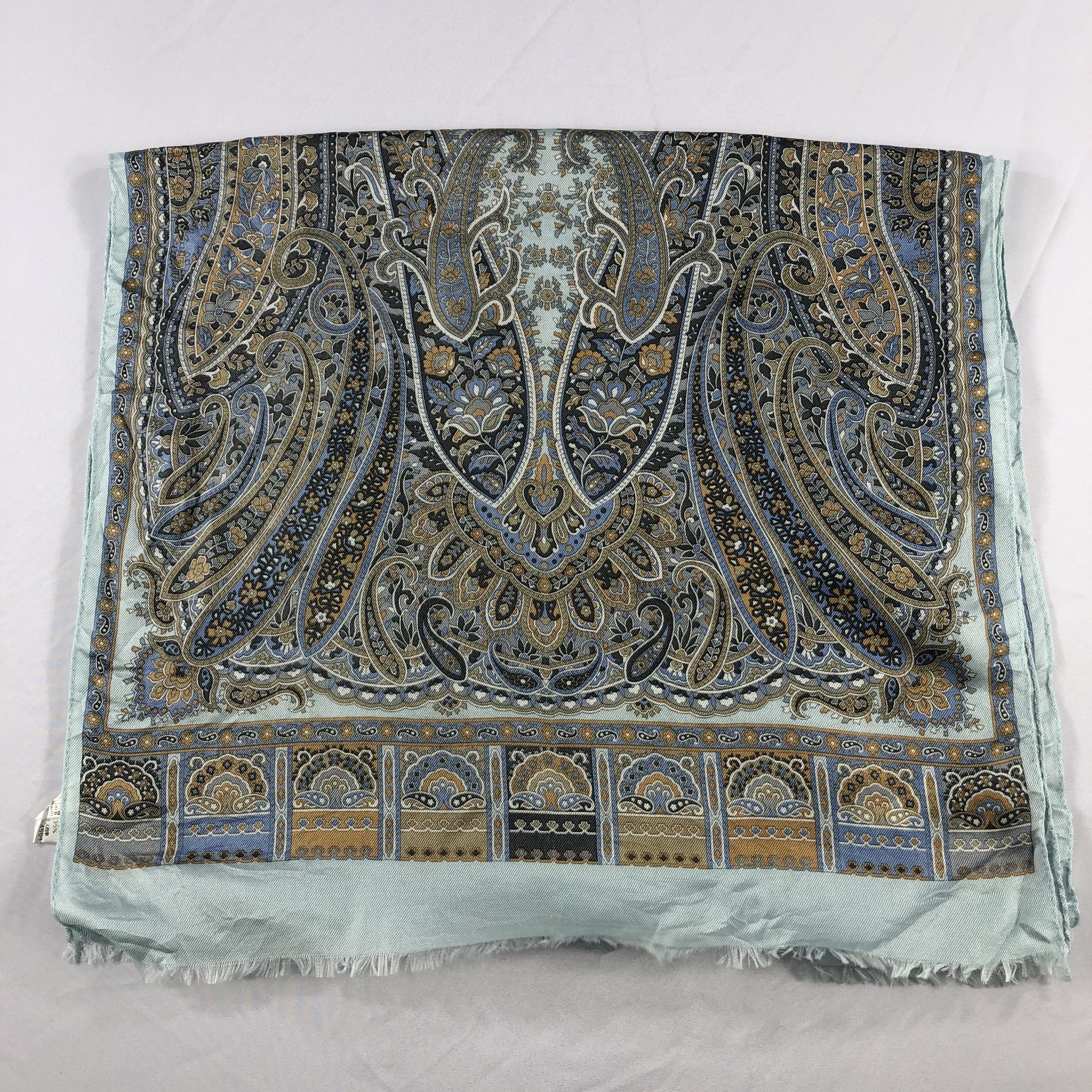 Vintage Vintage Silk Scarf Size 26 - 3 Thumbnail