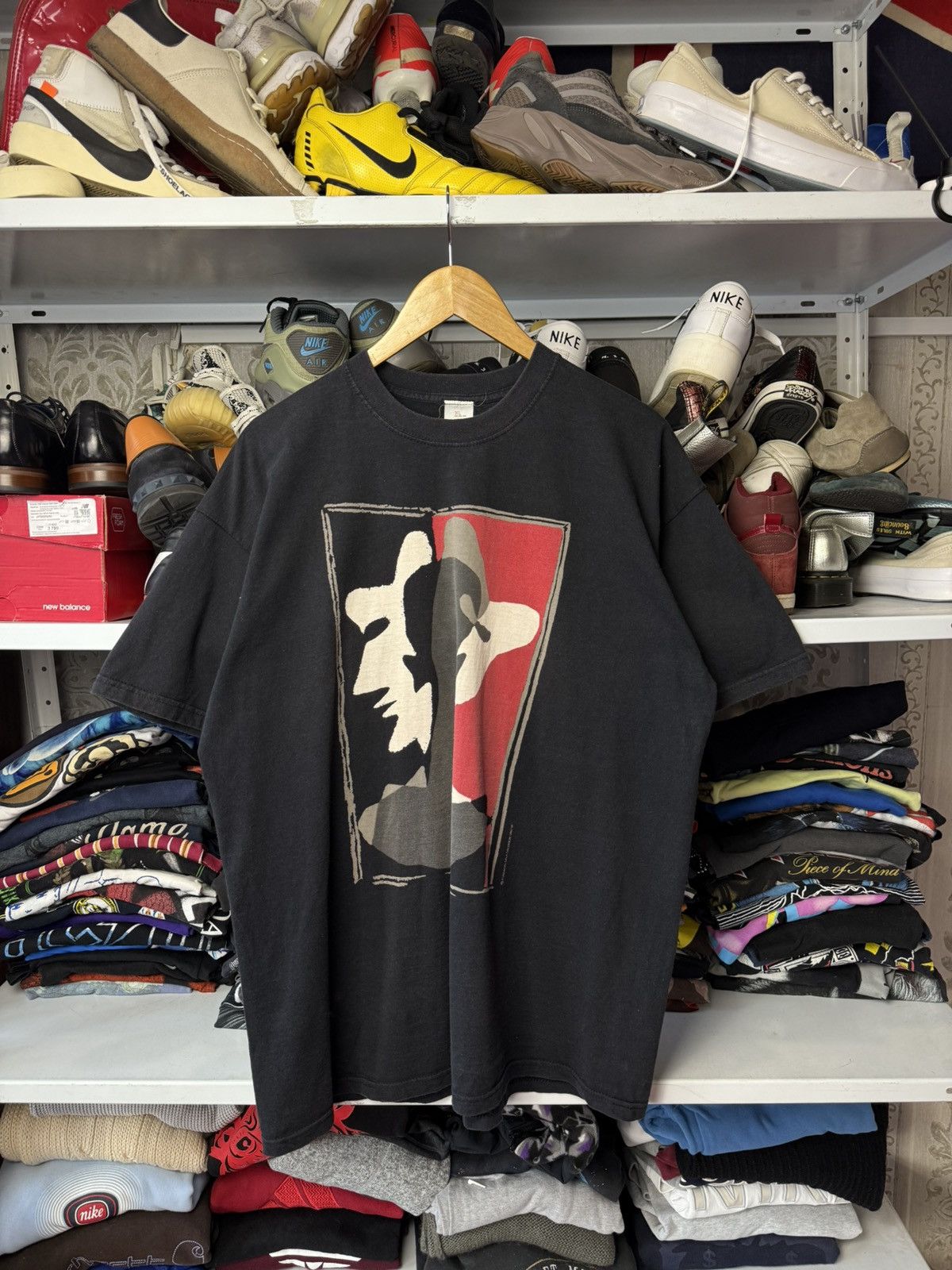 Vintage Vintage 2000s Salvador Dali Expression Face Museum Tshirt Size US XL / EU 56 / 4 - 17 Thumbnail