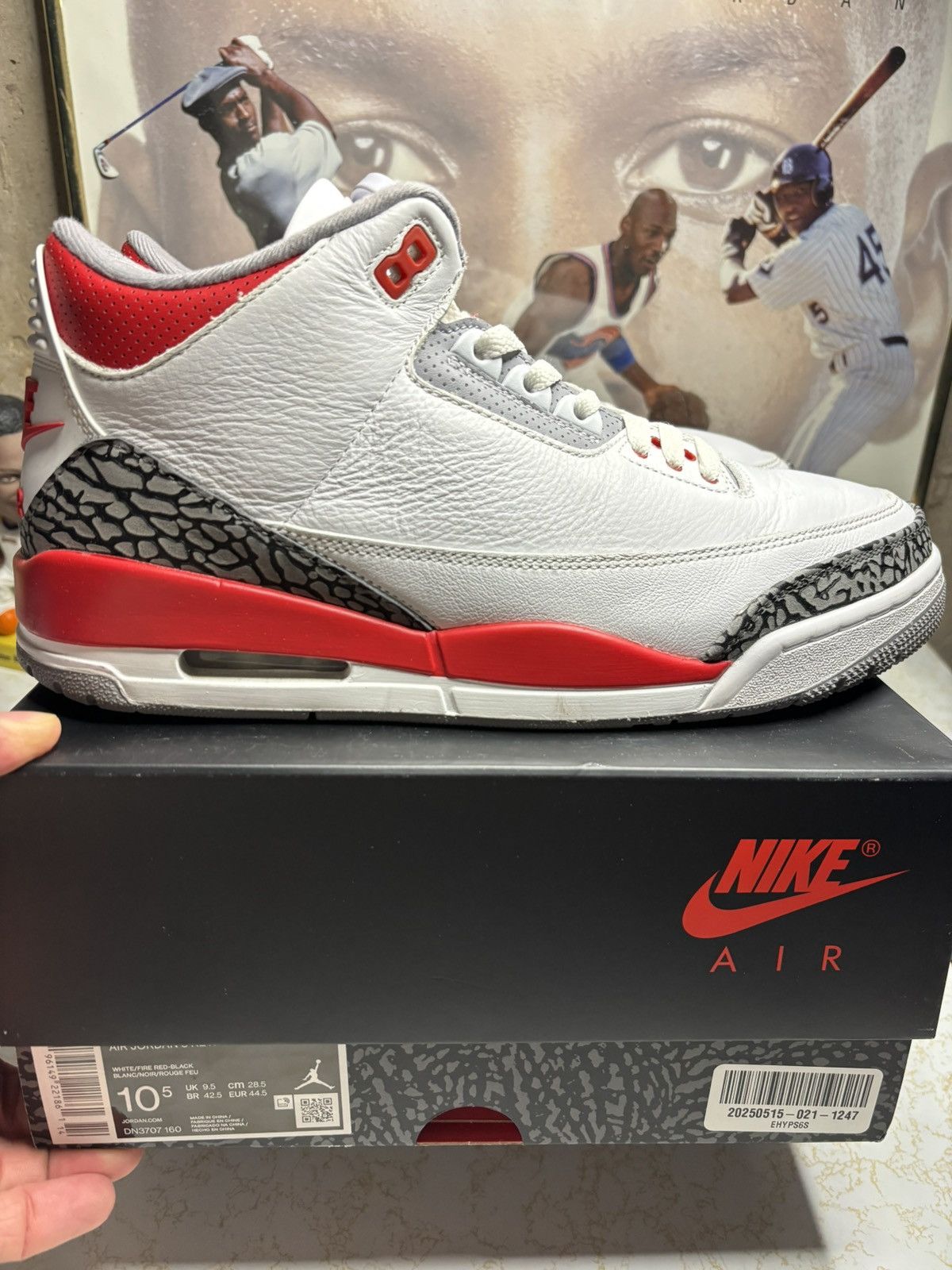 Jordan Brand Air Jordan 3 Retro Fire red Size US 10.5 / EU 43-44 - 1 Thumbnail