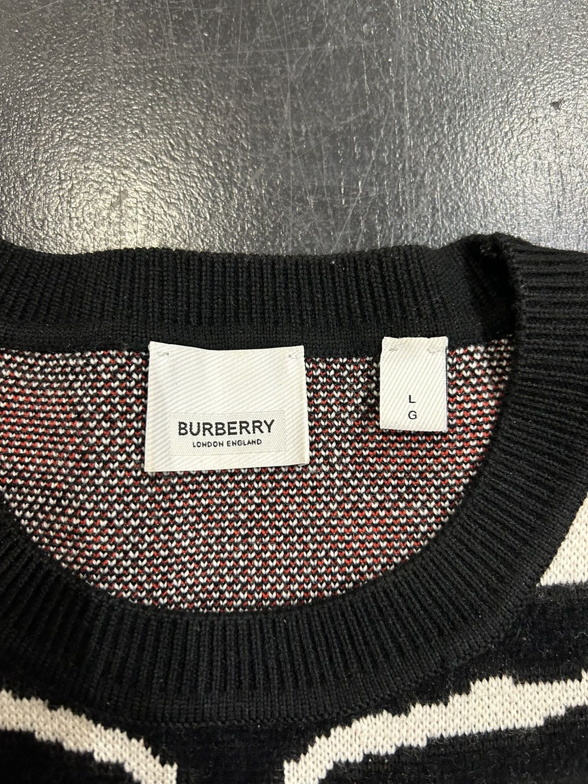 Burberry Burberry Zebra Stripe Sweater Size US L / EU 52-54 / 3 - 3 Thumbnail