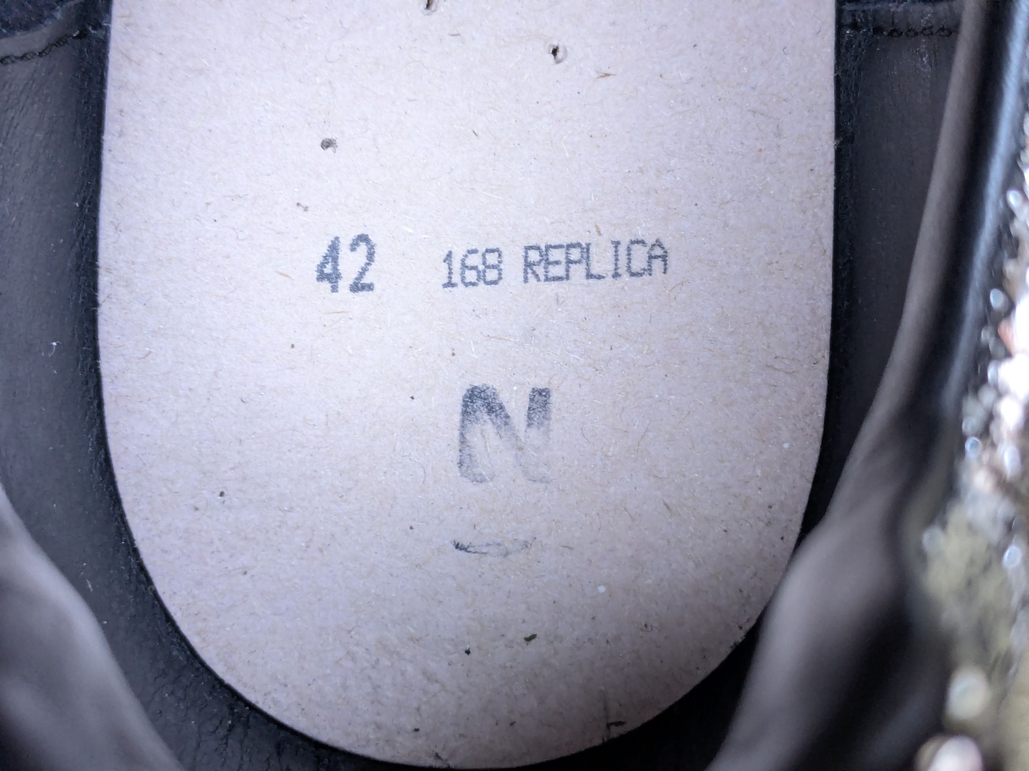 Maison Margiela Maison Margiela Replica GAT Silver Black Cracked 9 42 Size US 9 / EU 42 - 6 Thumbnail