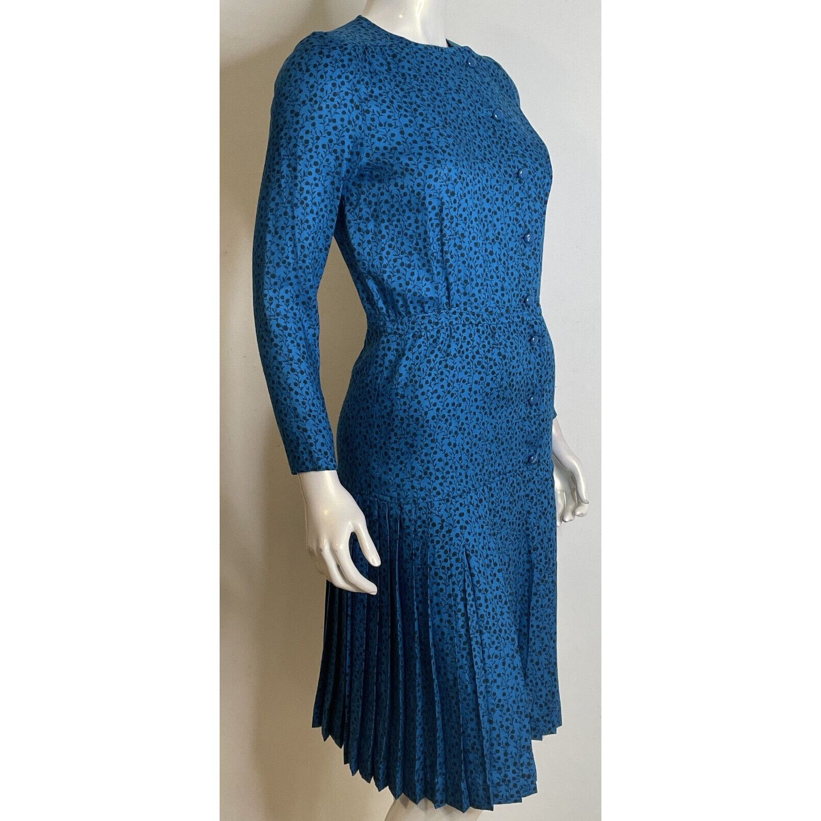 Valentino Vintage Valentino Boutique Blue Floral Wool Dress 10 Pleated Size L / US 10 / IT 46 - 3 Thumbnail