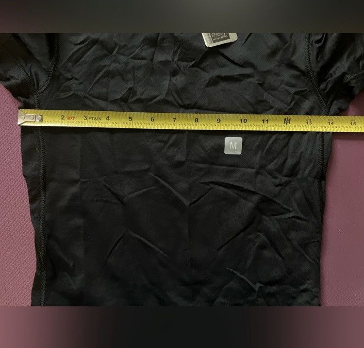 Uniqlo Uniqlo Activewear T-shirt Size M Womens Black Size M / US 6-8 / IT 42-44 - 7 Thumbnail