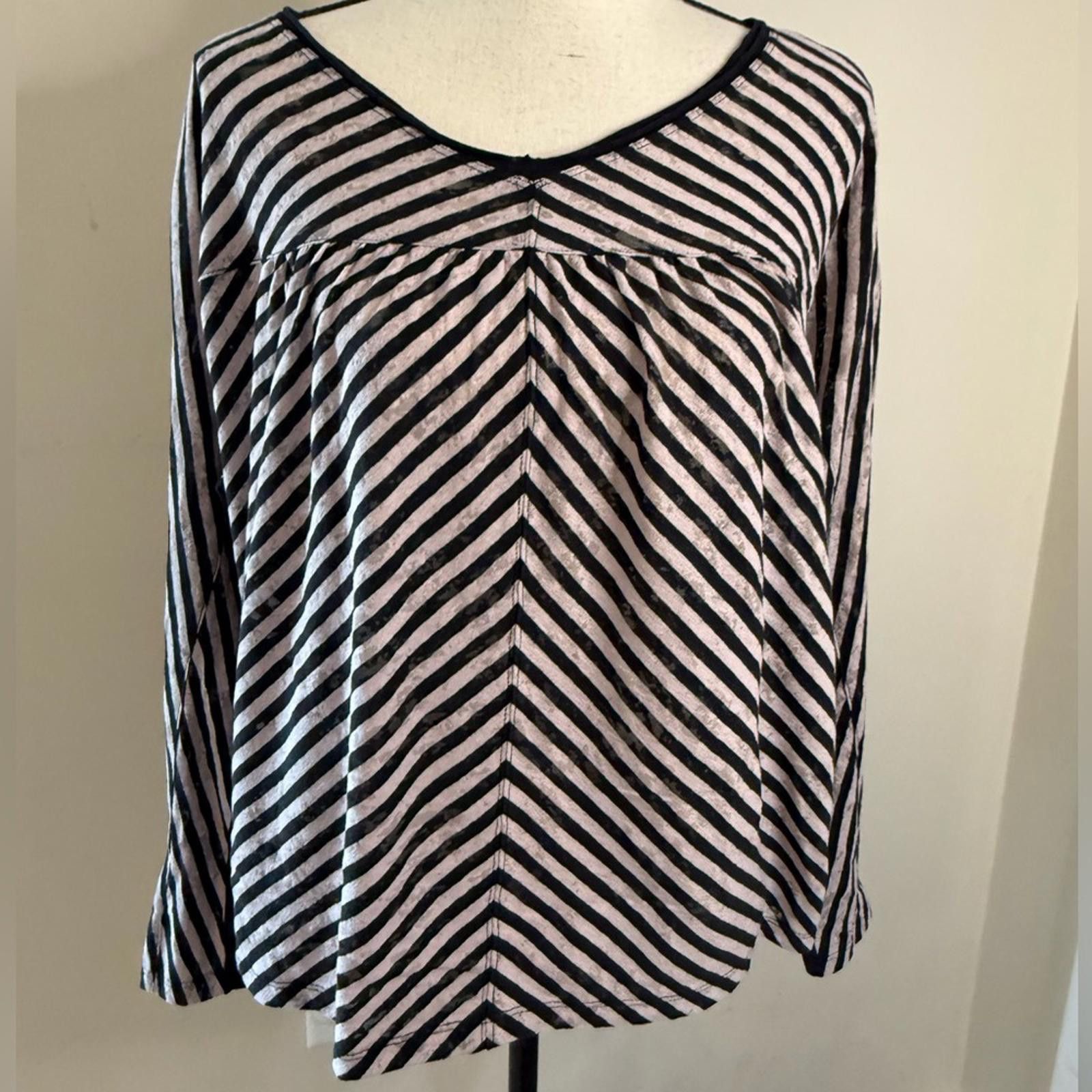 Other Anthropologie striped top mixed media lagenlook SZ SM Size S / US 4 / IT 40 - 1 Thumbnail