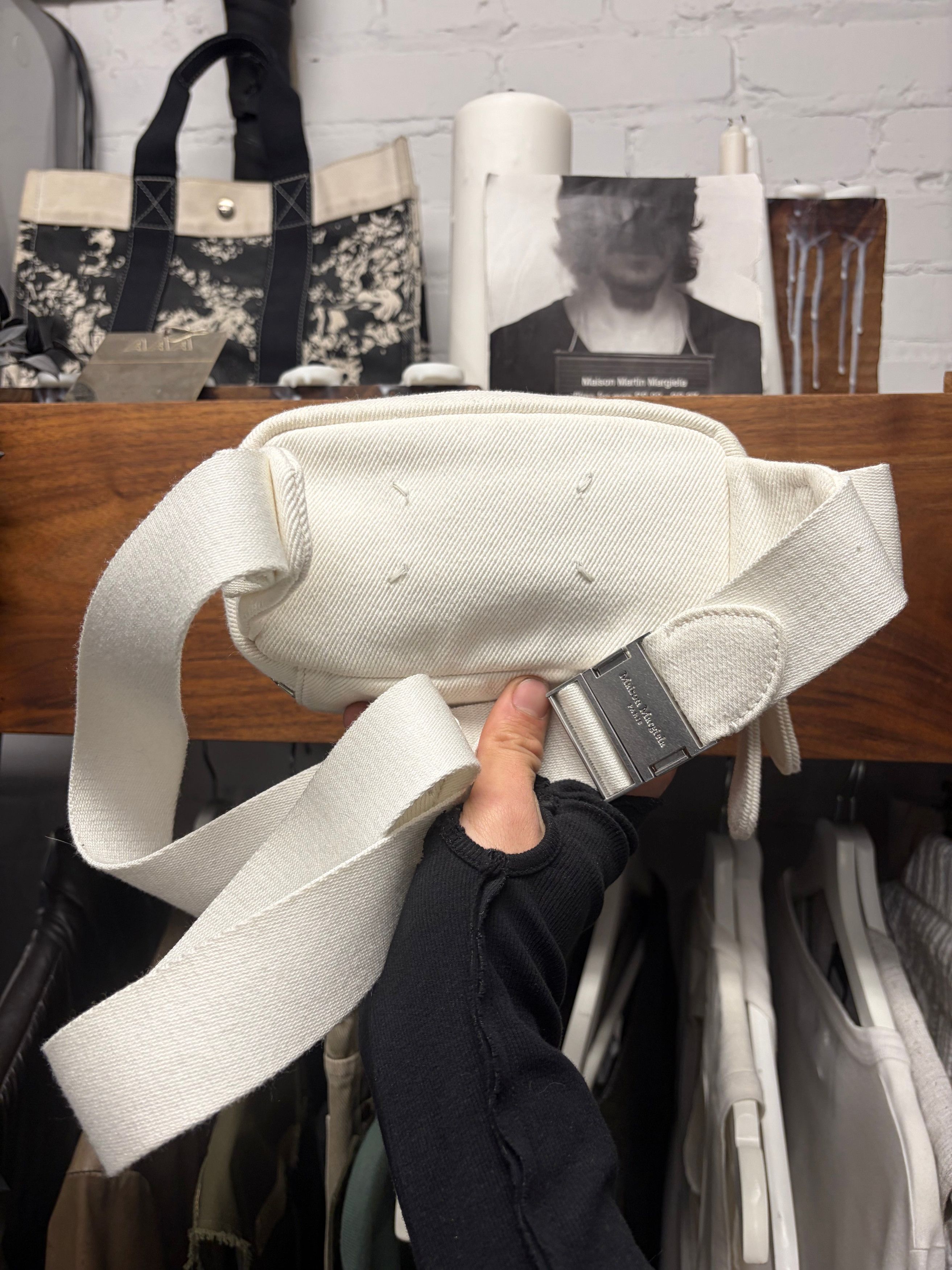 Maison Margiela SS2020 Maison Margiela White Canvas Side Bag Size ONE SIZE - 1 Thumbnail