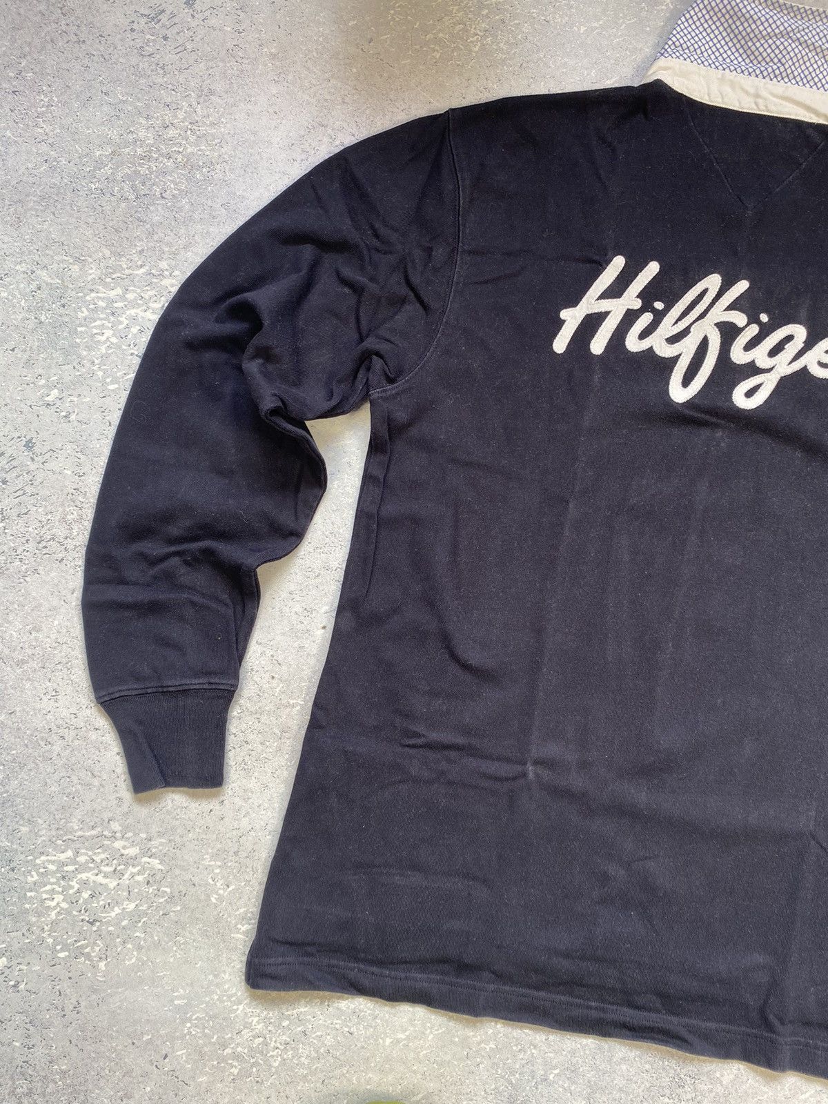 Tommy Hilfiger × Vintage Tommy Hilfiger Men’s Sweatshirt with Big Logo Size US M / EU 48-50 / 2 - 3 Thumbnail