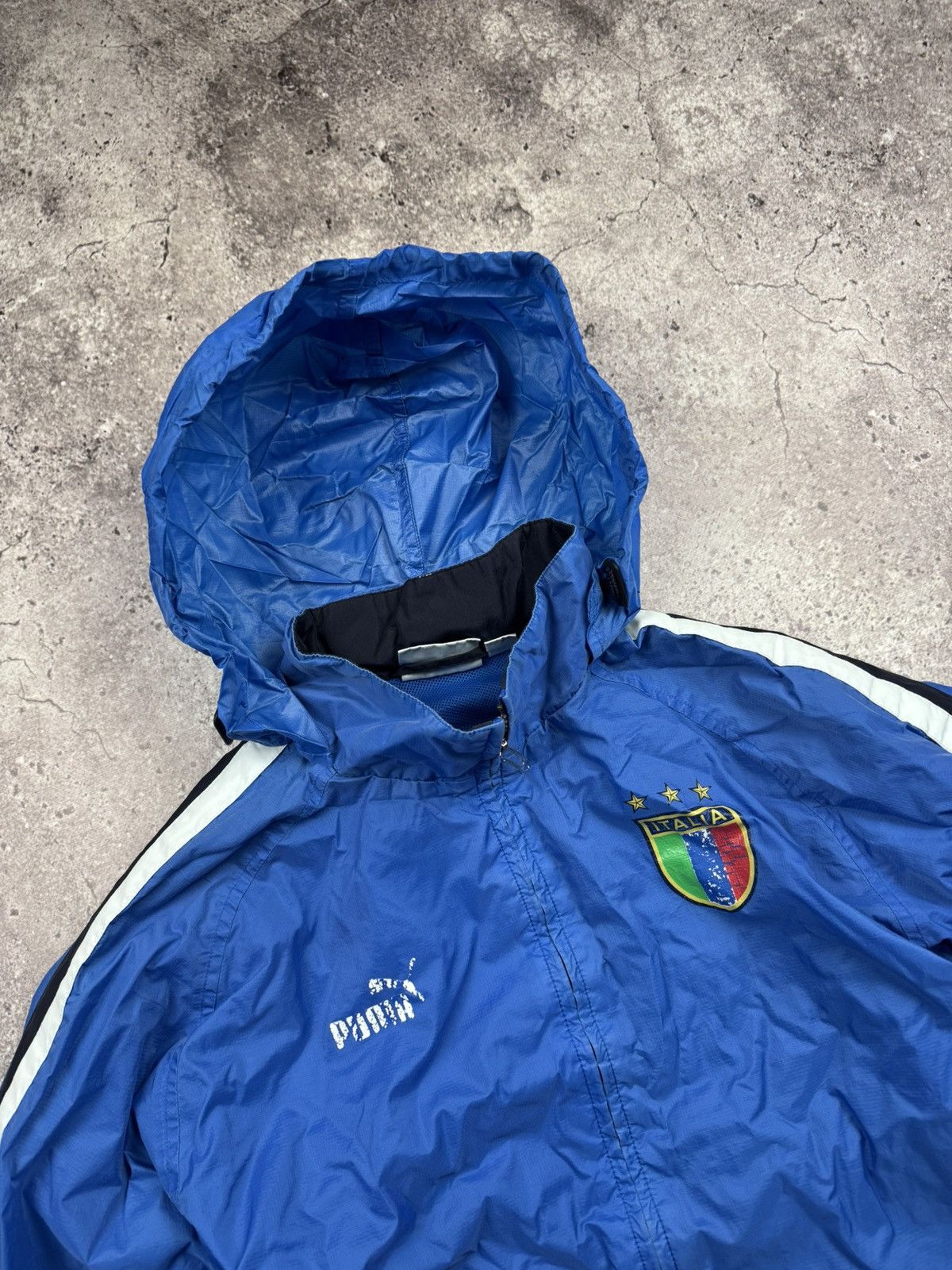 Puma Vintage Puma Italy Soccer Track Top Jacket Distressed Size US M / EU 48-50 / 2 - 3 Thumbnail