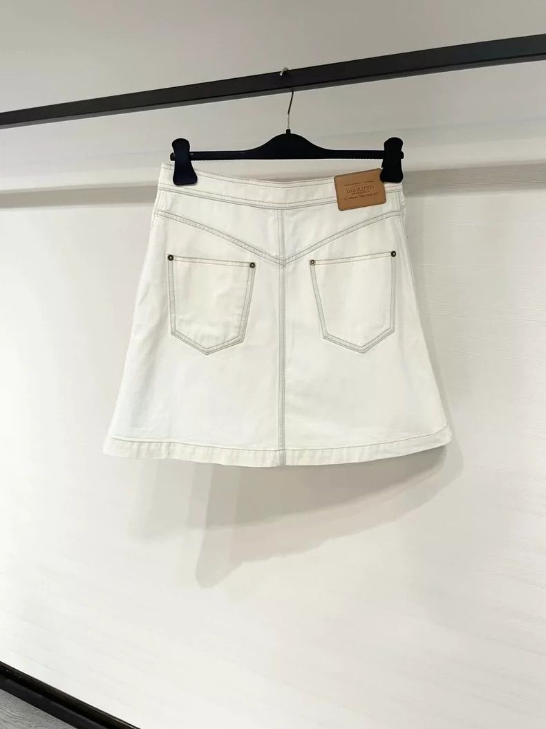 Louis Vuitton Louis Vuitton Zip Denim Skirt Size 39" - 2 Thumbnail