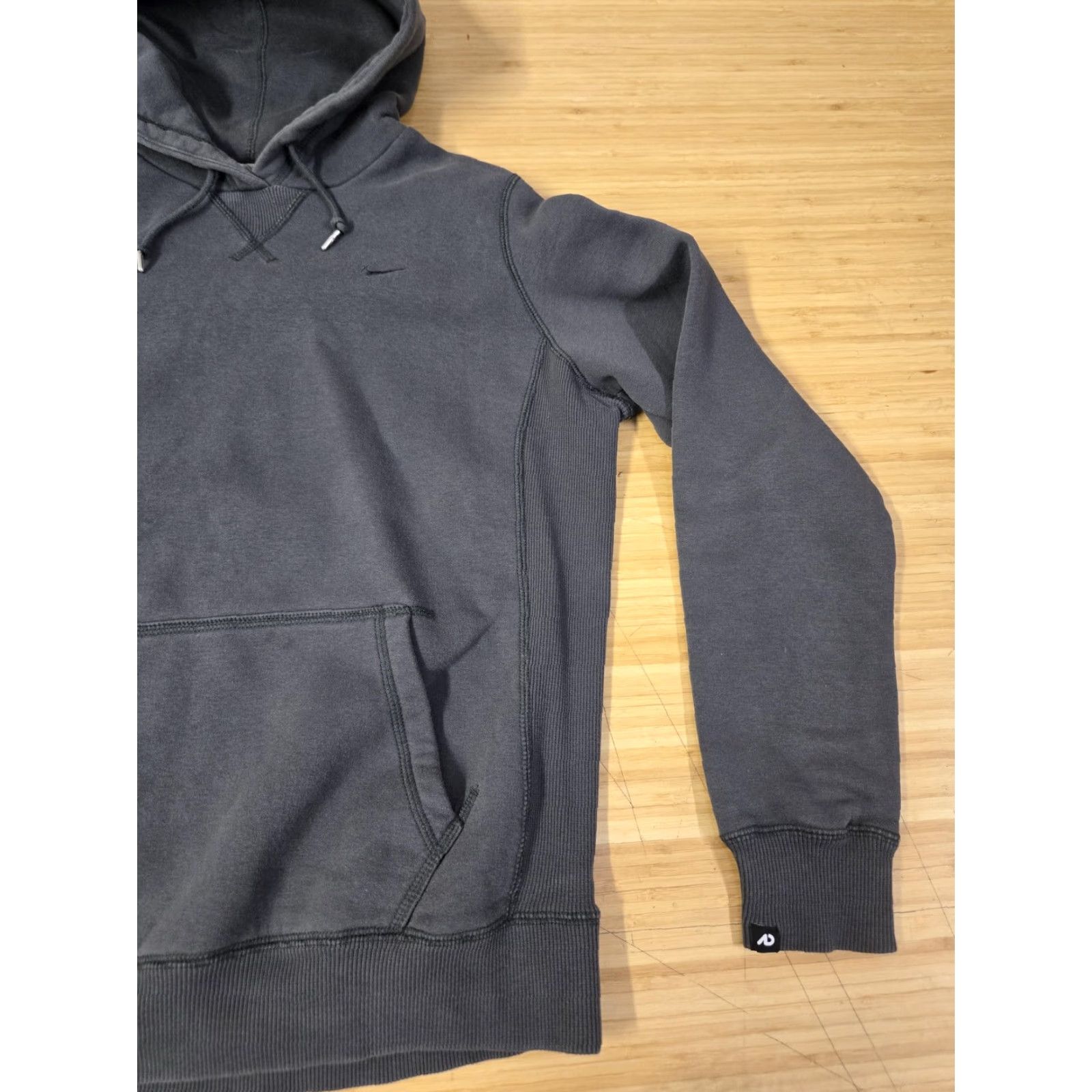 Nike Nike Hoodie Mens Large Gray Pullover Swoosh Logo Casual Athletic Dept Size US L / EU 52-54 / 3 - 2 Thumbnail