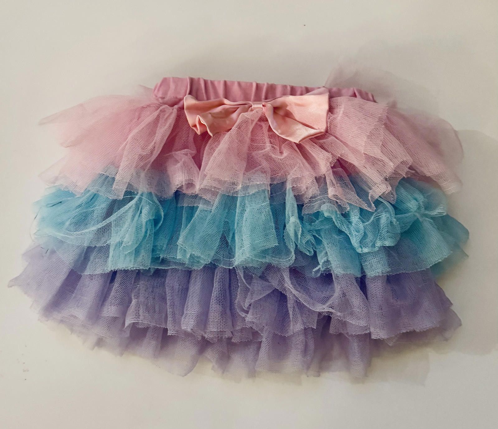 The Unbranded Brand Adorable Kids' Tiered Tulle Skirt with Pink Bow Size ONE SIZE - 1 Thumbnail