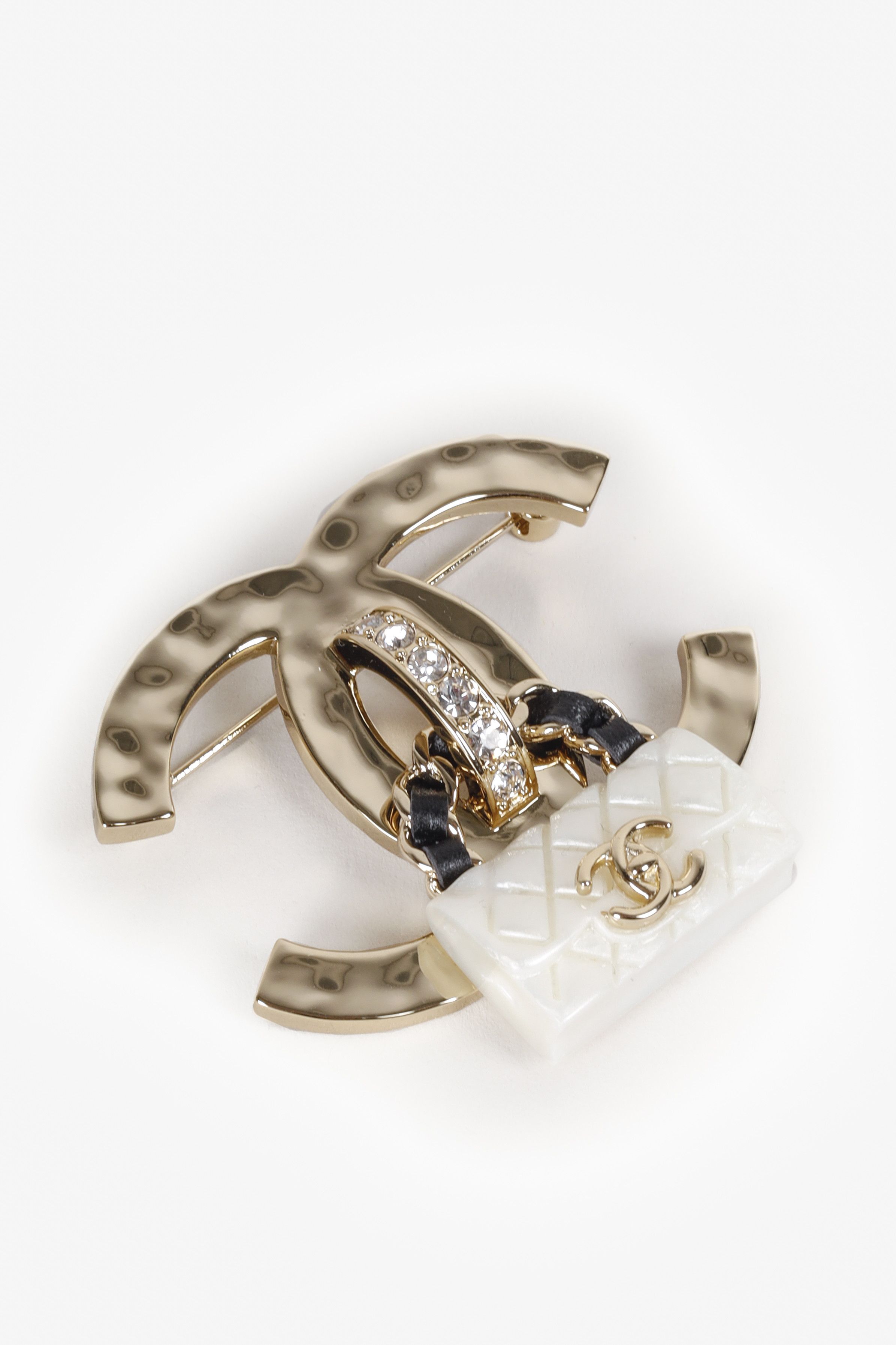 image of Chanel 2023 Cruise Cc Bag Charm Champagne Gold Brooch, Women's