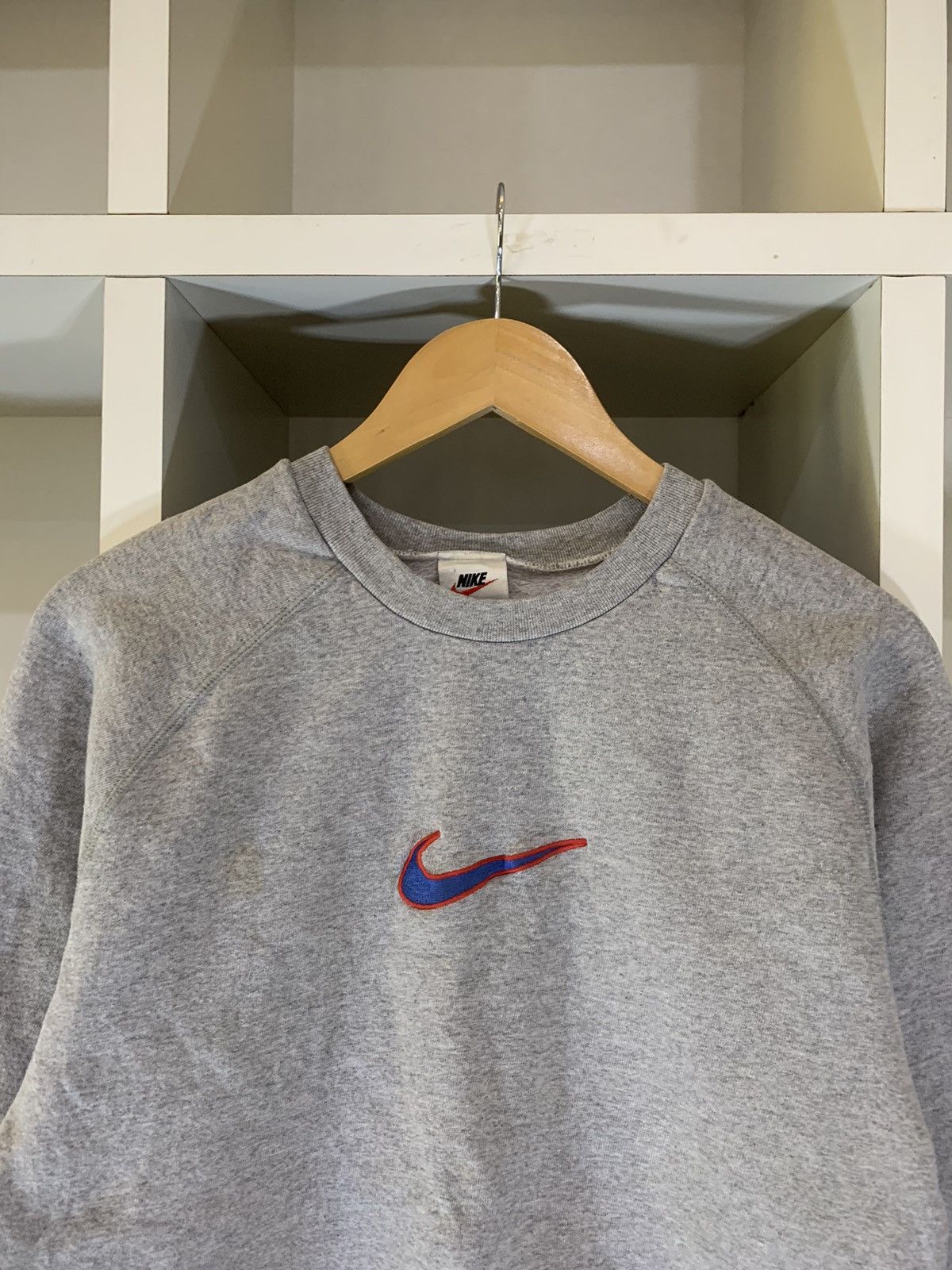 Nike × Vintage Vintage Nike Centre Logo for Kids Size US L / EU 52-54 / 3 - 5 Thumbnail