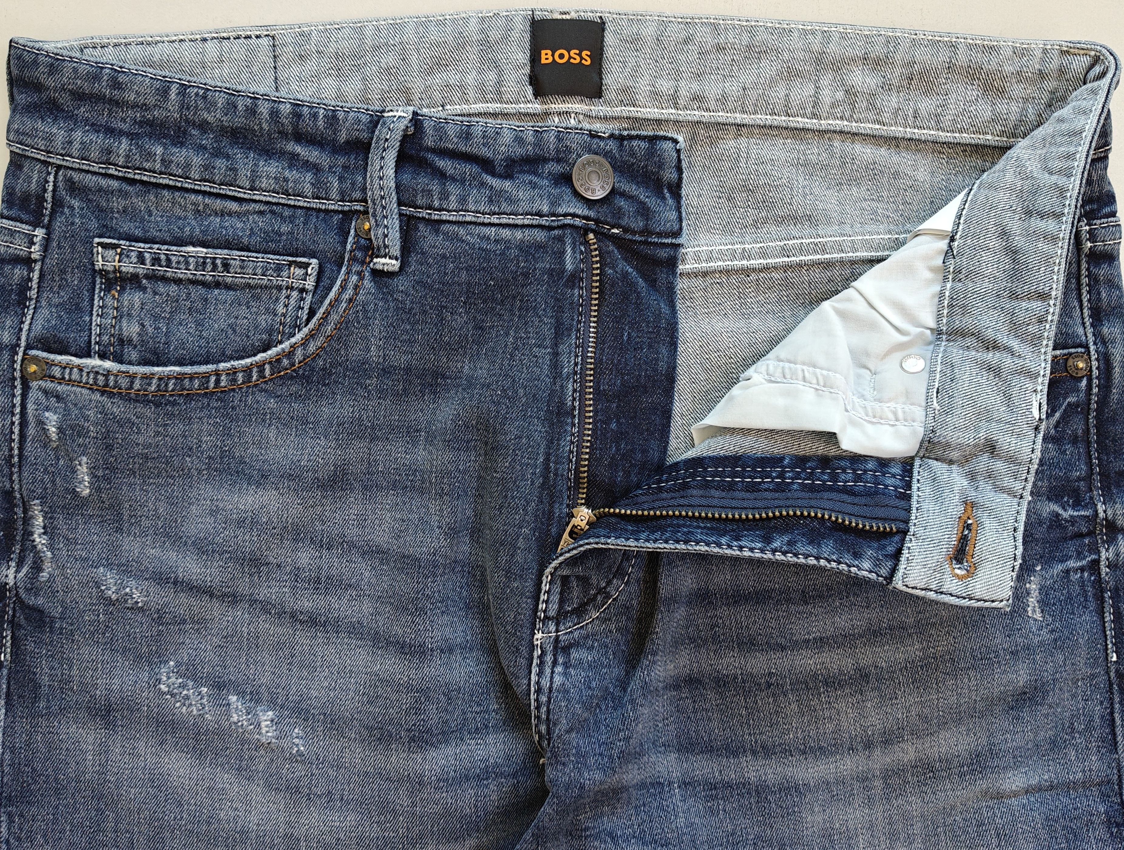 Hugo Boss HUGO BOSS RE.MAINE Regular fit Jeans Free Shipping T/6122 Size US 34 / EU 50 - 8 Thumbnail