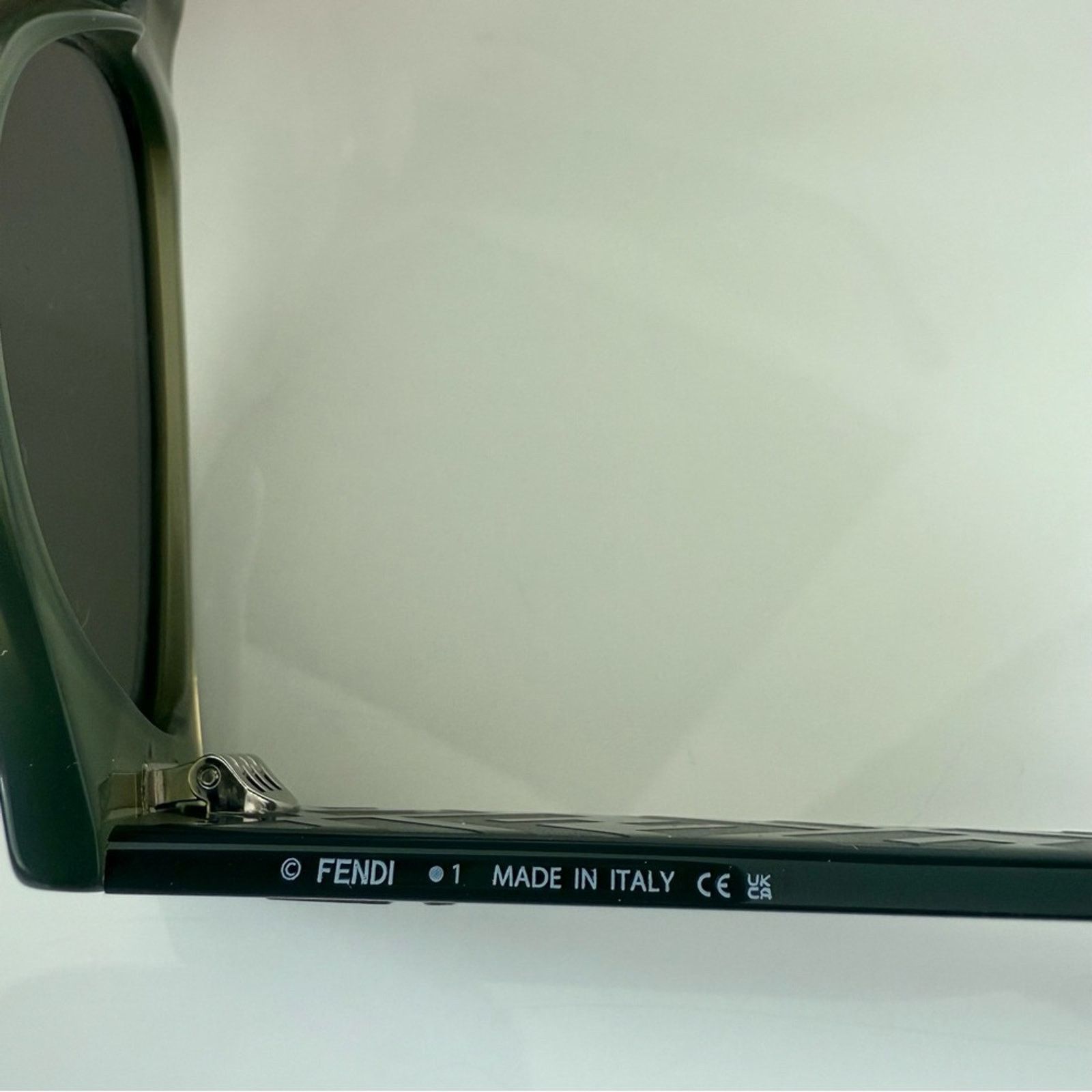 Fendi NEW!!! Fendi women sunglasses FE40158I 96N Authentic Size ONE SIZE - 4 Thumbnail