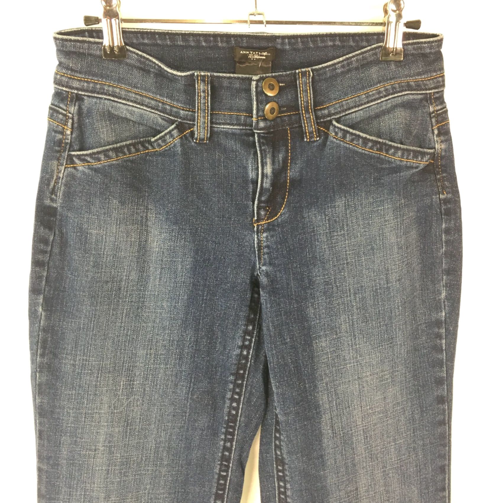 Ann Taylor Ann Taylor Cropped Denim Jeans Size 2P Women's Blue Casual Curvy Fit Size 26" / US 2 / IT 38 - 4 Thumbnail