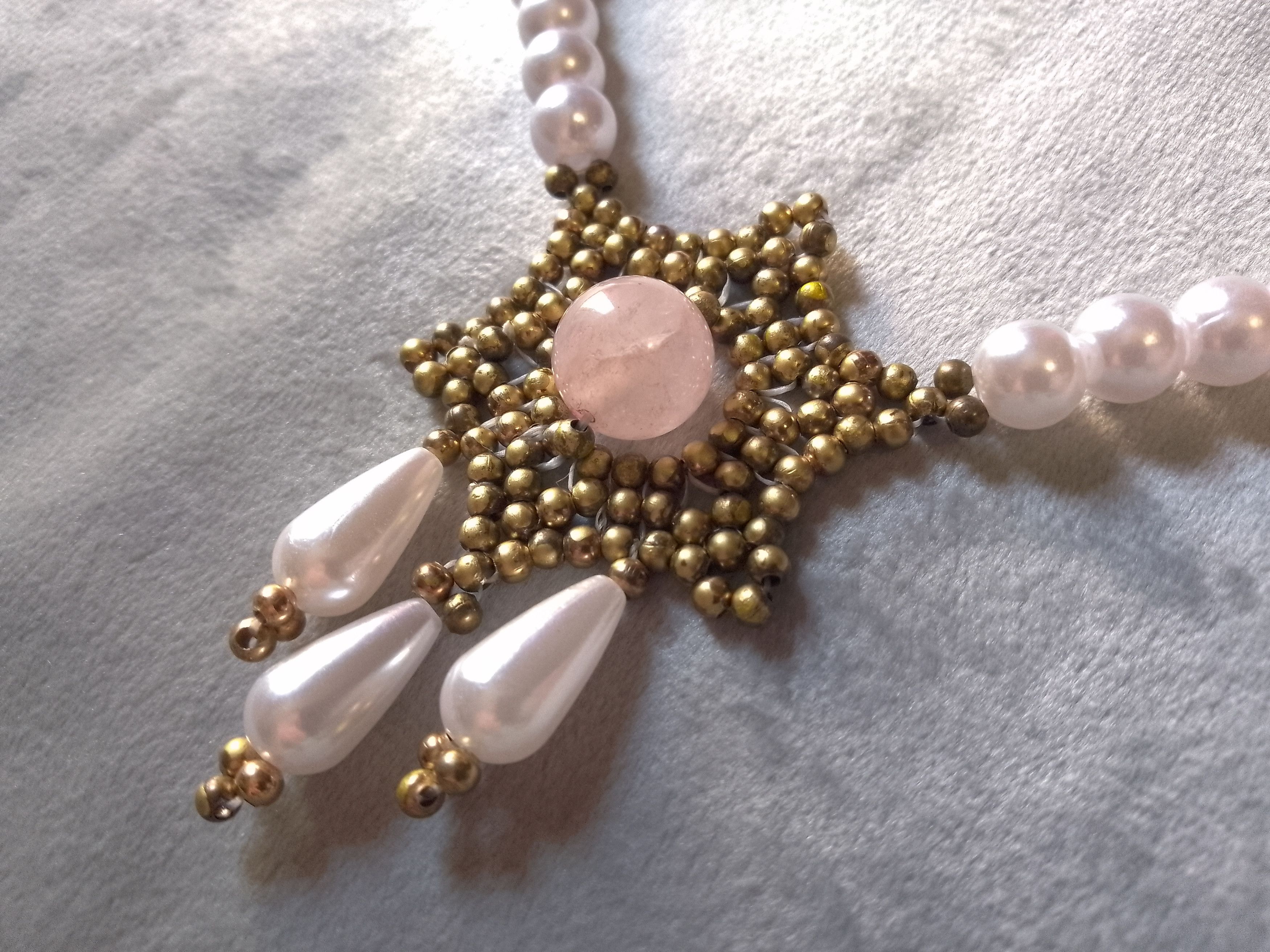 Handmade Elegant Pearls necklace Rose quartz Renaissance style Size ONE SIZE - 8 Thumbnail