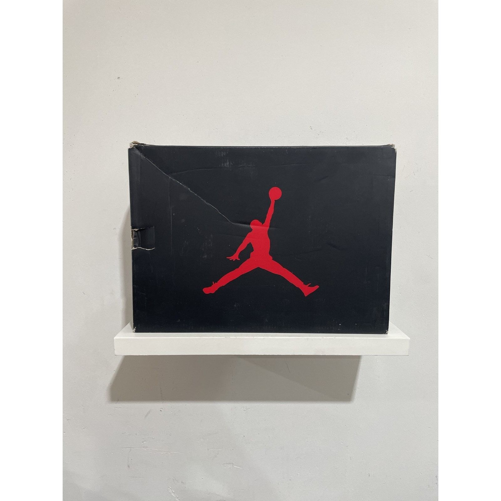 Jordan Brand NIKE JORDAN 5 SHATTERED BACKBOARD SIZE 10 PREOWNED Size US 10 / EU 43 - 6 Thumbnail