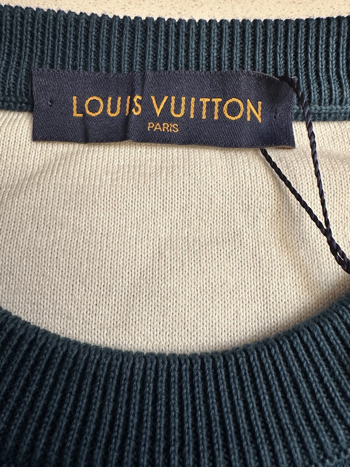 Louis Vuitton × Virgil Abloh BNWT Louis Vuitton Virgil Abloh Monogram Degradé Crewneck Size US S / EU 44-46 / 1 - 5 Thumbnail