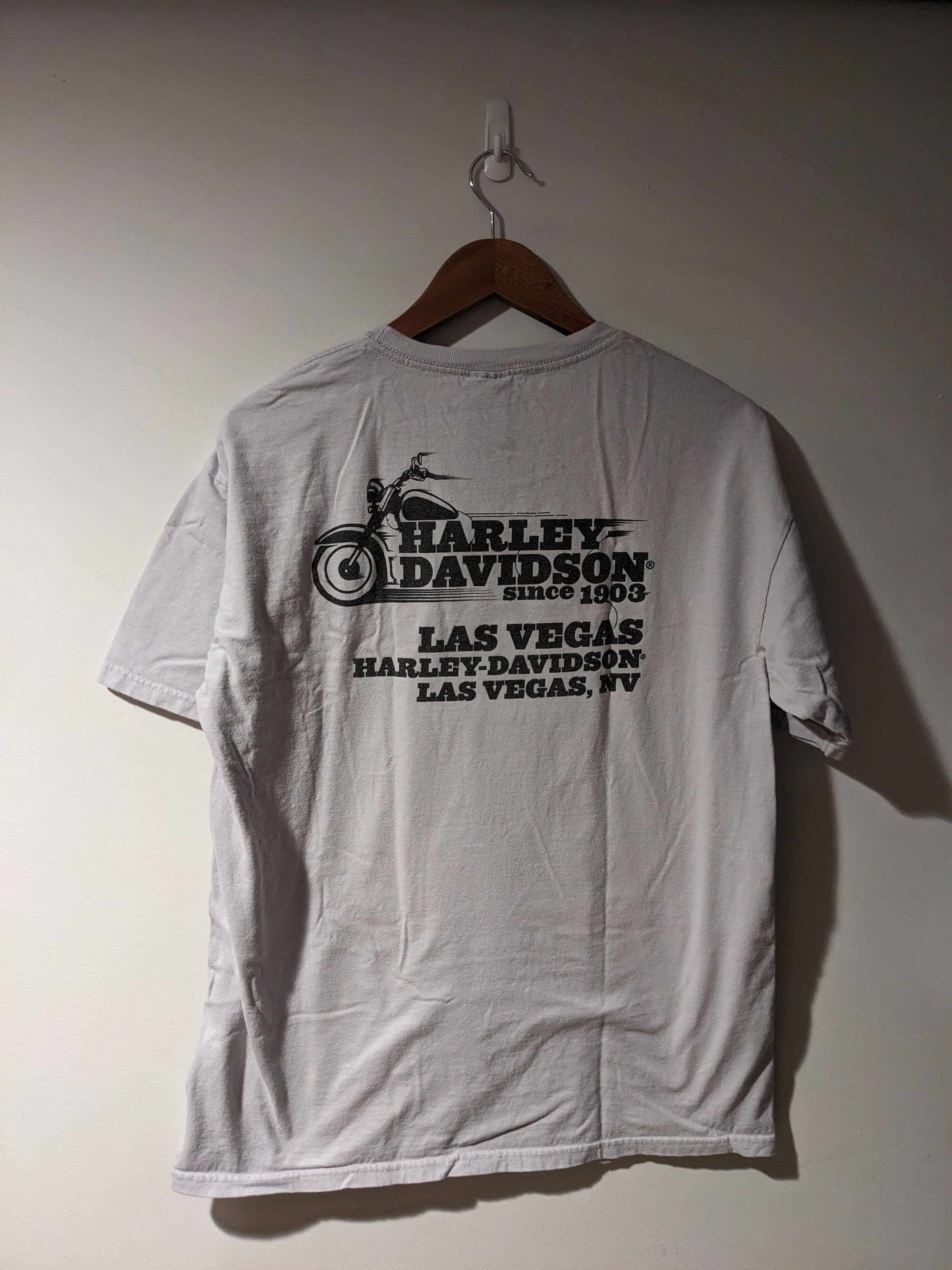 Harley Davidson × Vintage Vintage 2010 Harley Davidson Motorcycle Pin Up Vegas T-Shirt Size US L / EU 52-54 / 3 - 7 Thumbnail