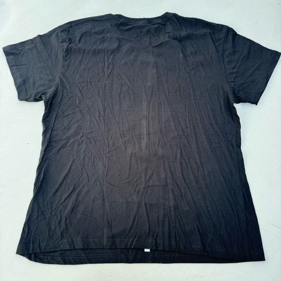 Disney NEW WOMEN’S DISNEY POCAHONTAS FLORAL PRINCESS BLACK TEE XL Size US XL / EU 56 / 4 - 5 Thumbnail