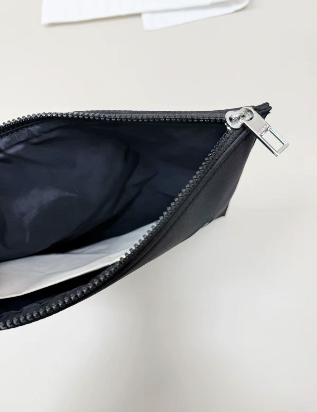 Kenzo KENZO Embroidered Fabric Clutch Approx J30 Size ONE SIZE - 4 Thumbnail