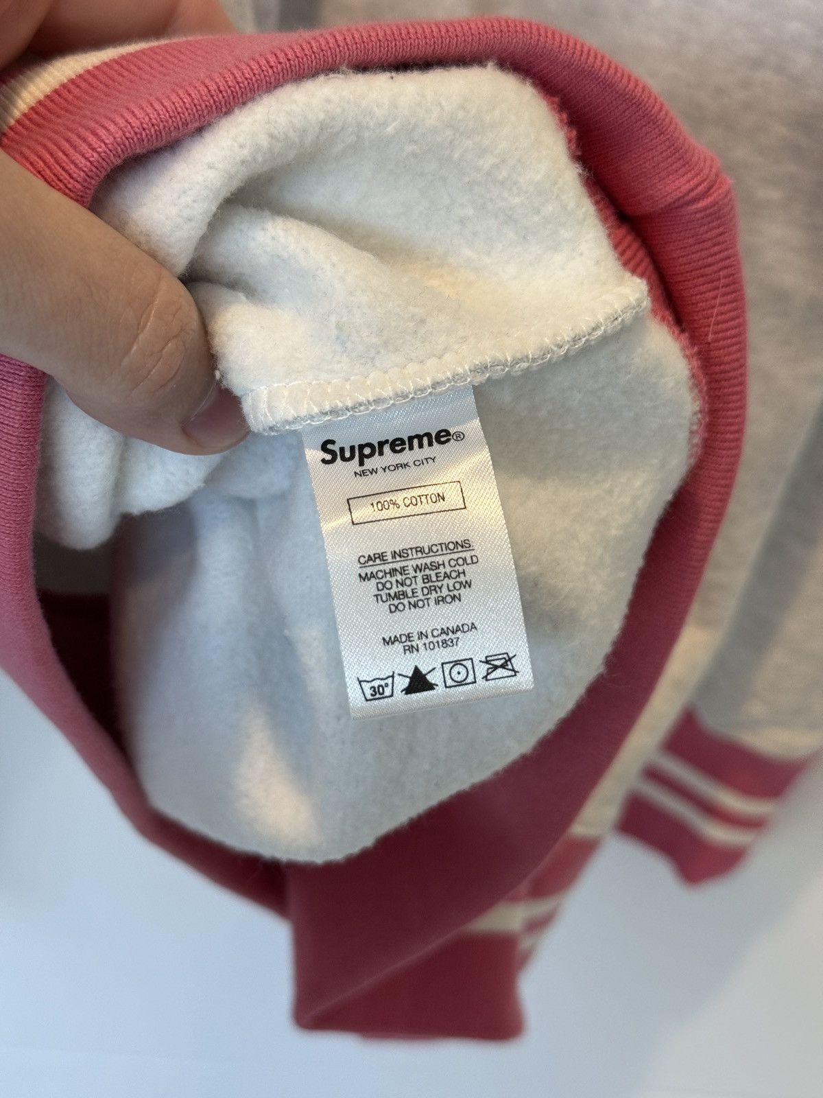 Supreme Supreme Mens Supreme Team Red Grey Crewneck Sweater size L Size US L / EU 52-54 / 3 - 9 Thumbnail