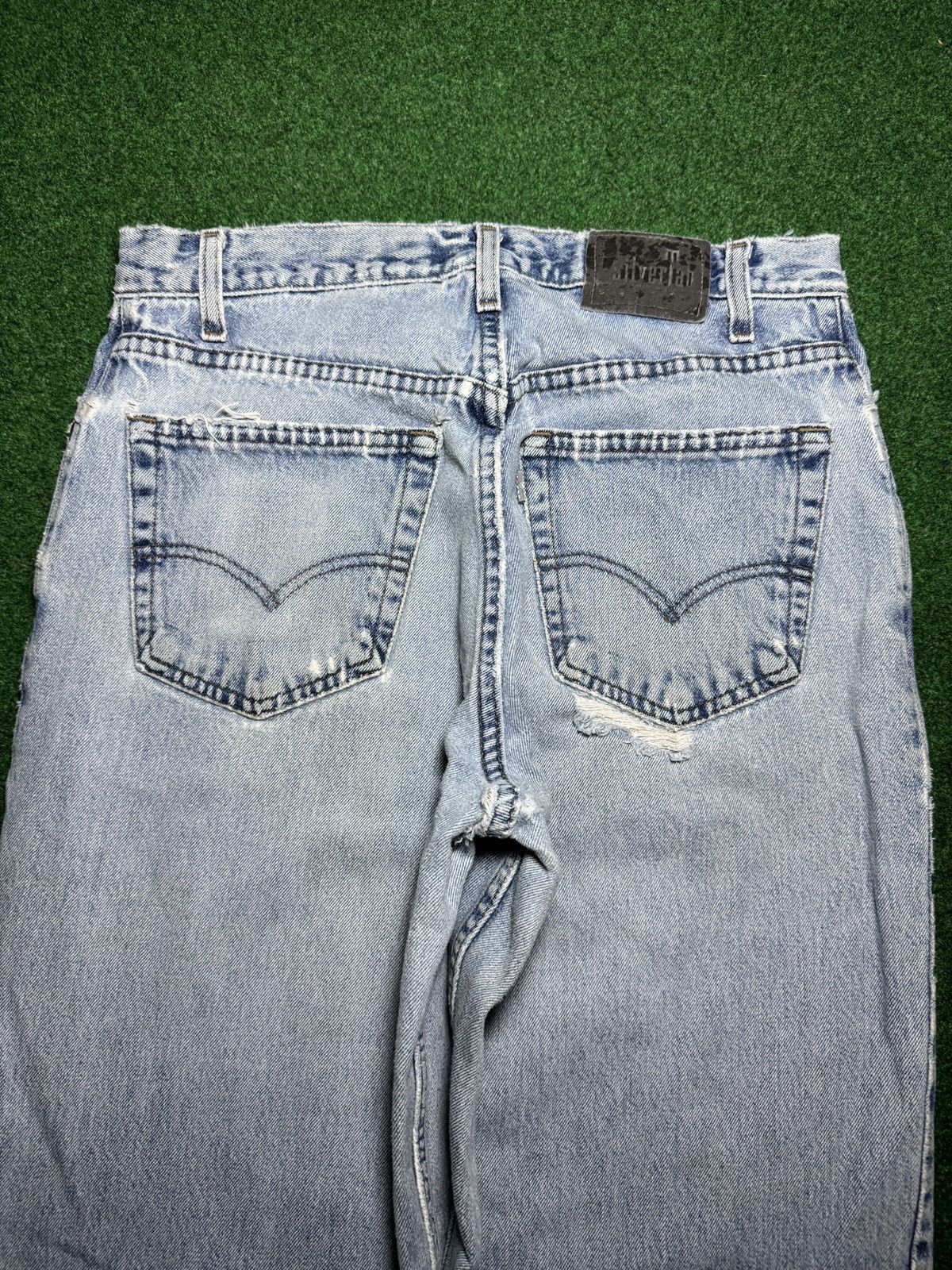 Levi's Vintage Clothing Vintage 90s Silvertab Levi’s Loose Distressed 32x34 Jeans Size US 32 / EU 48 - 2 Thumbnail