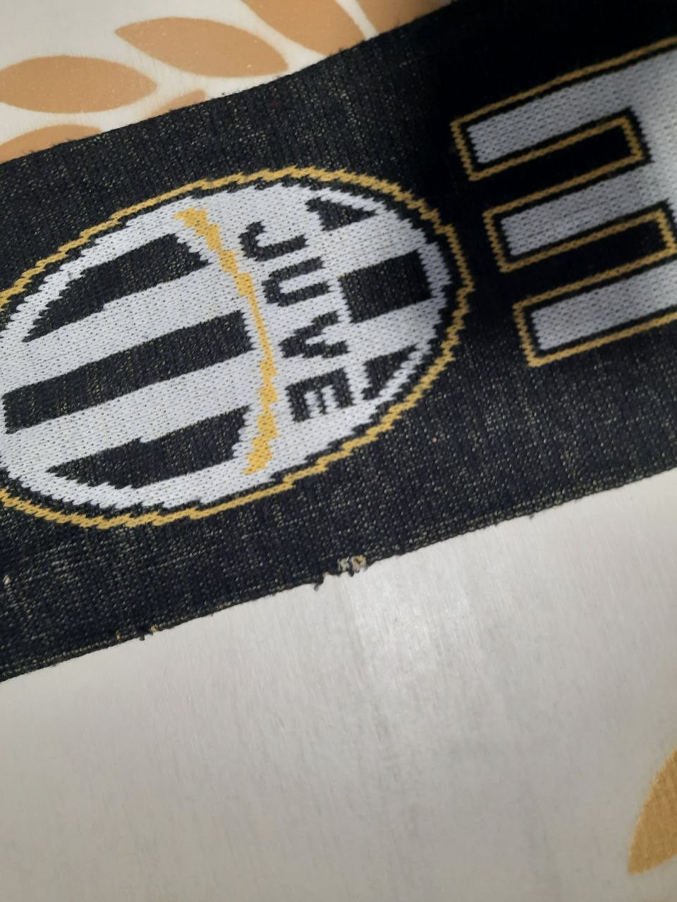 Other Match Day MUFC X Juve 24th May 2011 Scarf Size ONE SIZE - 9 Thumbnail