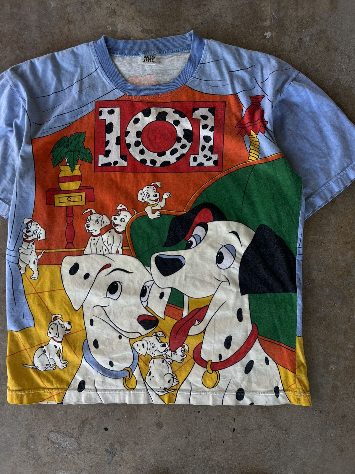 Disney Vintage RARE 90’s Disney Mickey 101 Dalmatian’s AOP T Shirt Size US L / EU 52-54 / 3 - 1 Thumbnail