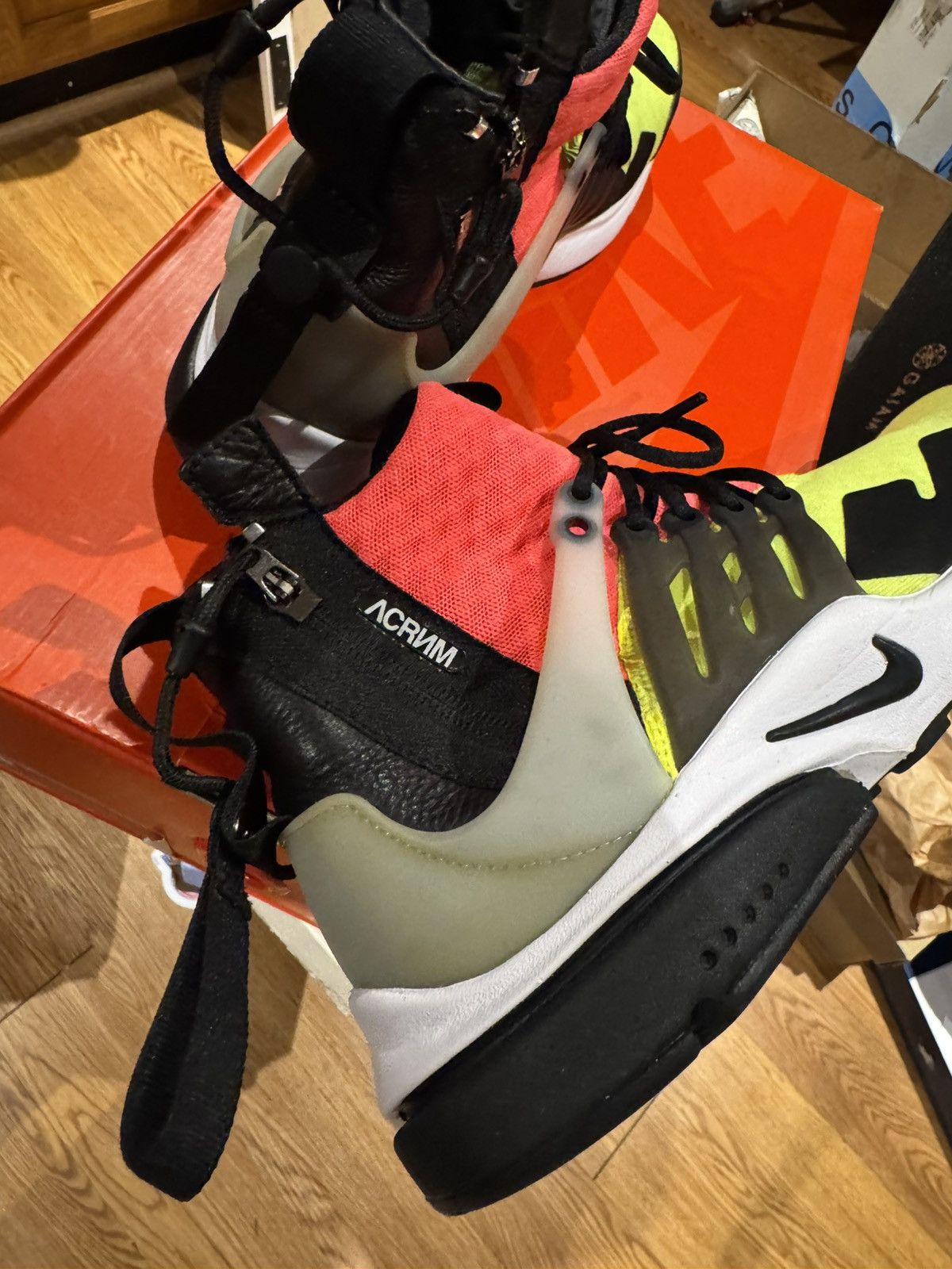 Acronym × Nike AIR PRESTO MID ACRONYM VOLT Size US 8 / EU 41 - 7 Thumbnail