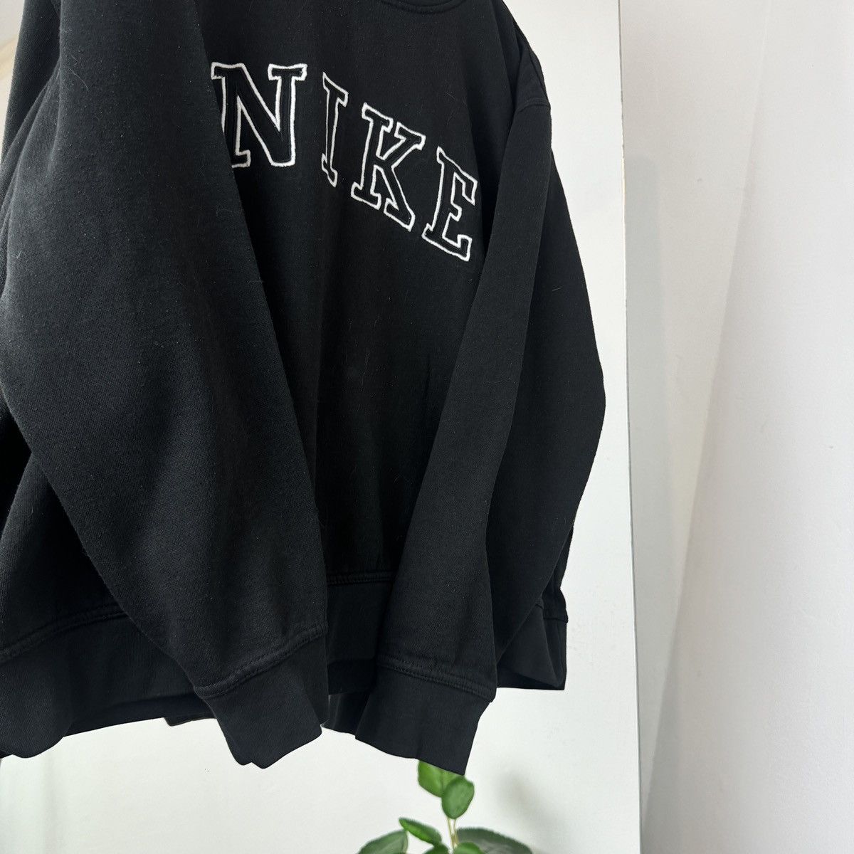 Nike Nike Vintage Big Logo Sweatshirt Y2K Style Oversized Size US S / EU 44-46 / 1 - 4 Thumbnail
