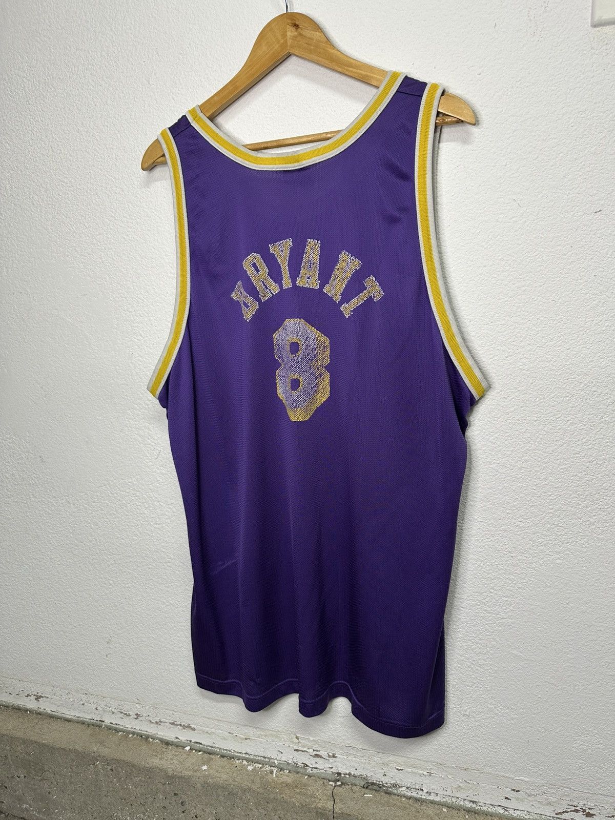 Champion 80’s 90’s Kobe Bryant Jersey Number 8 Size US XXL / EU 58 / 5 - 2 Thumbnail